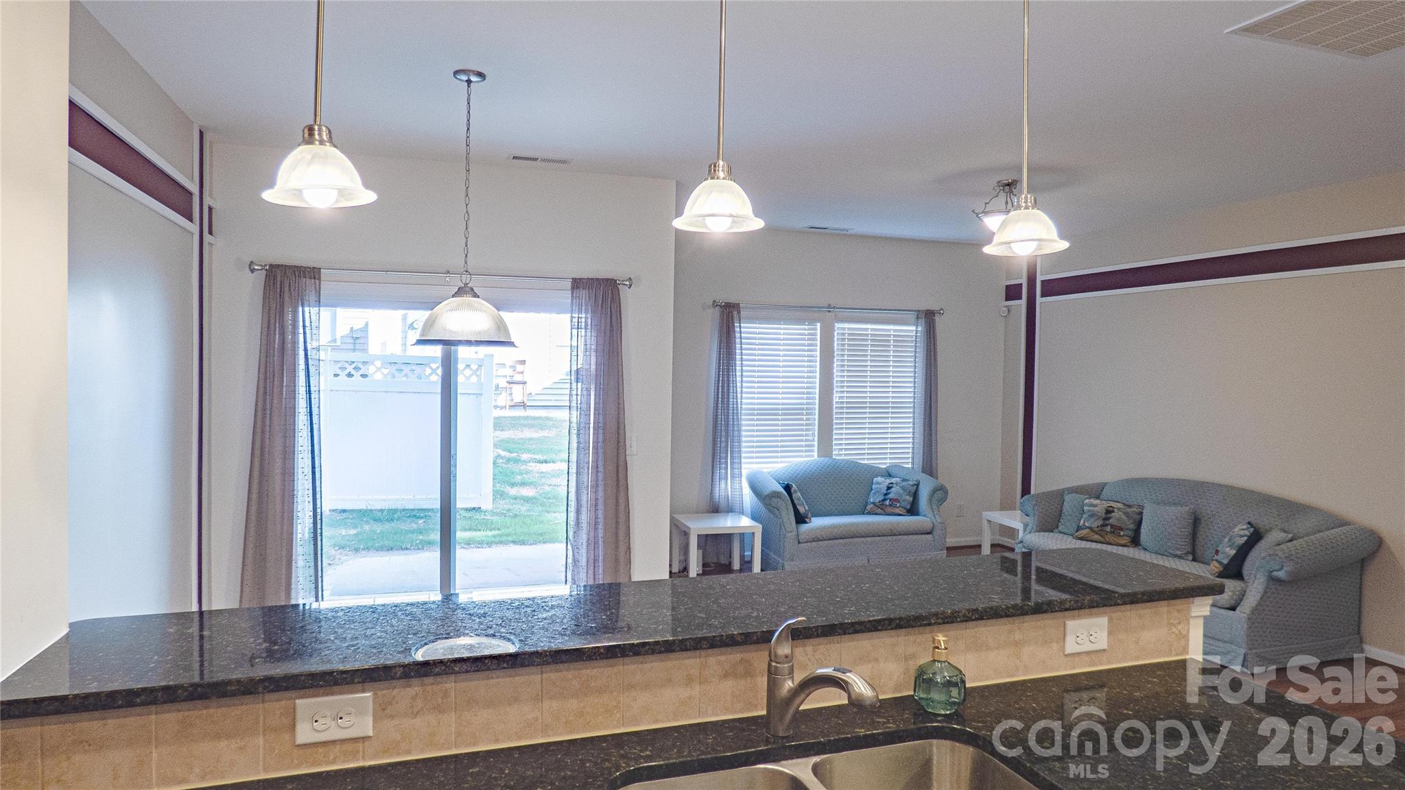 14408 Glendon Hall Lane — Charlotte