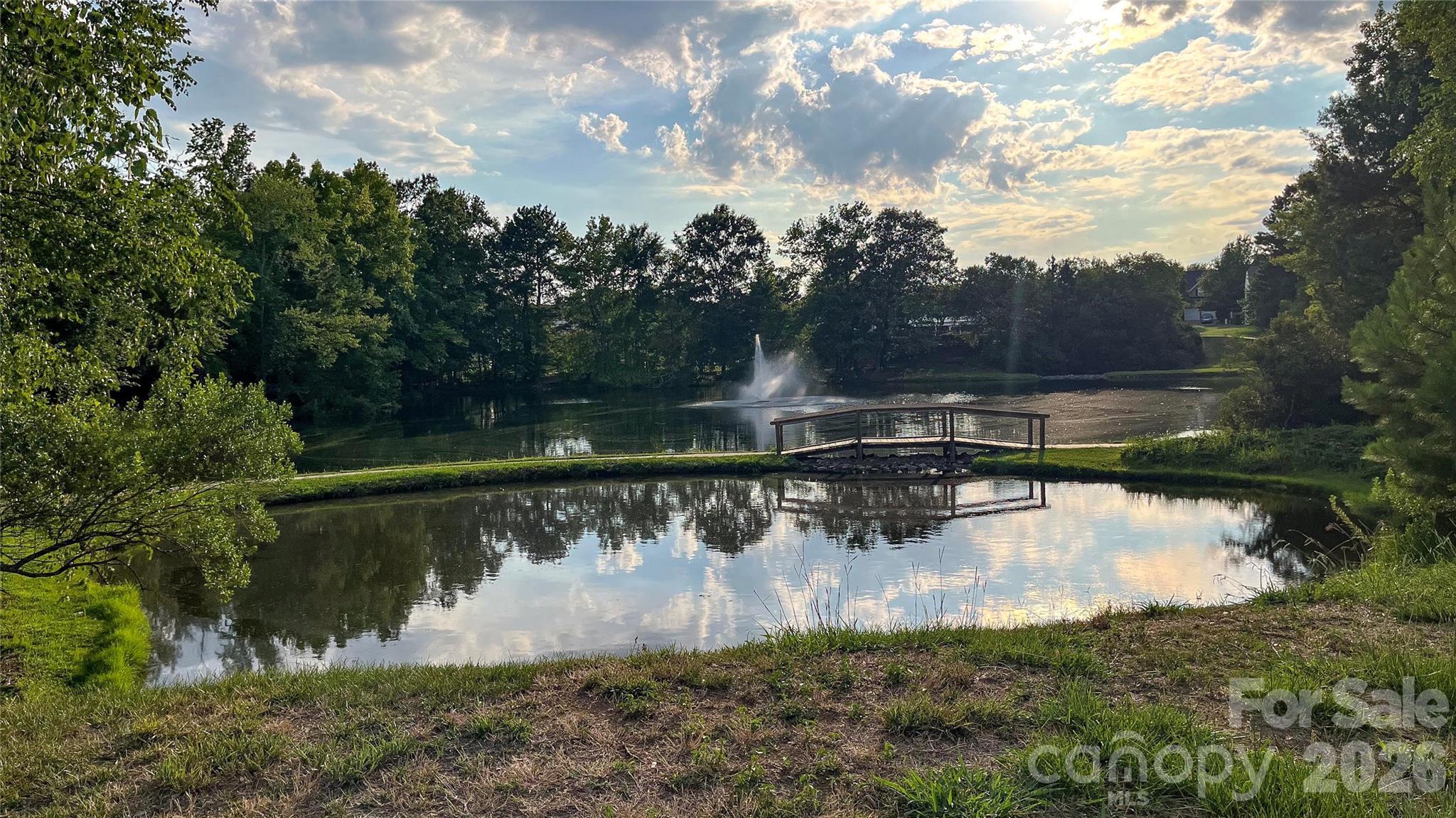 14408 Glendon Hall Lane — Charlotte