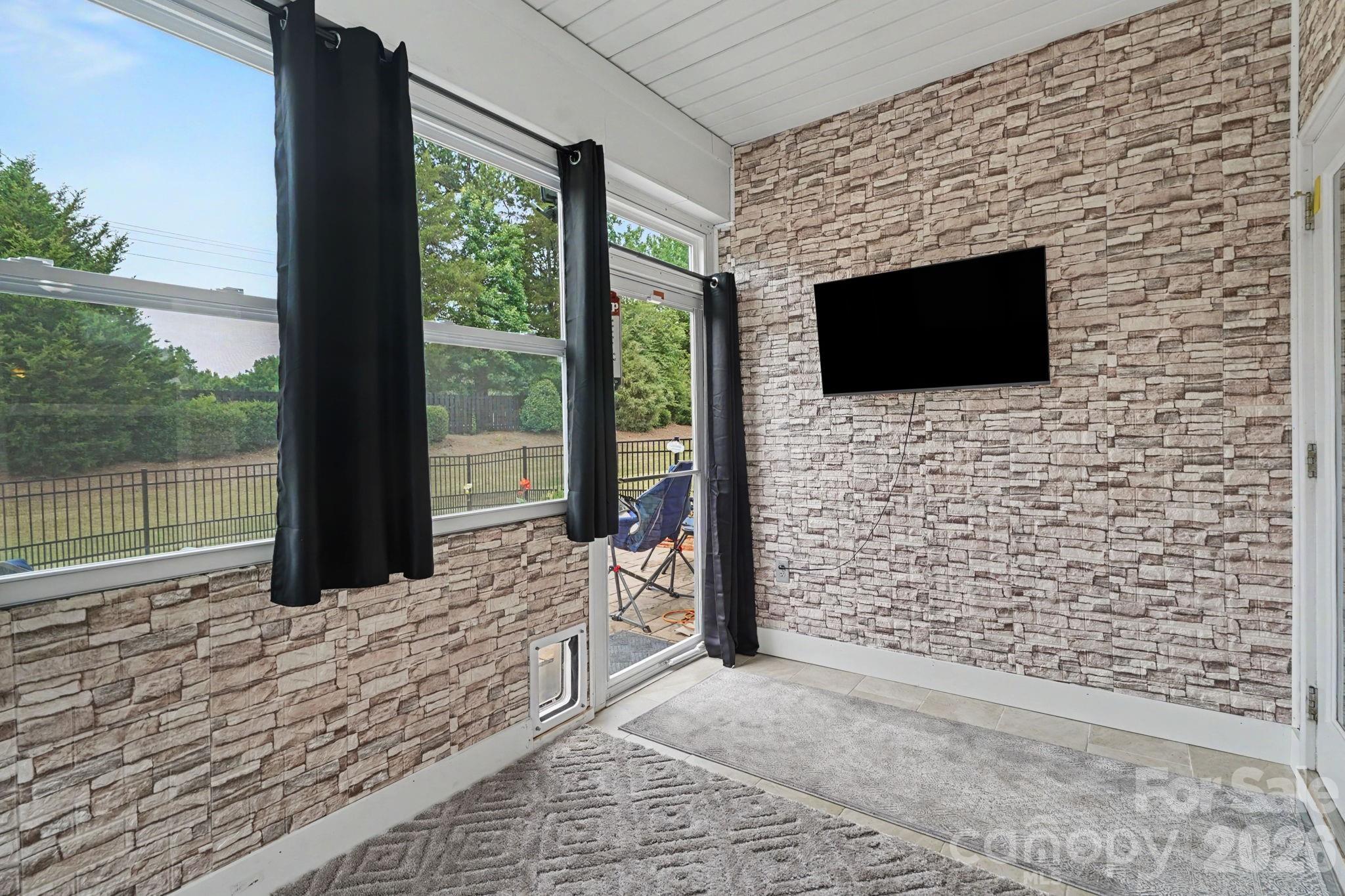 20241 Dovekie Lane — Fort Mill