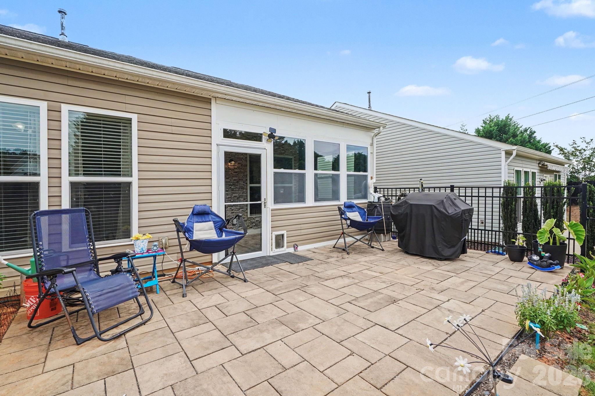 20241 Dovekie Lane — Fort Mill