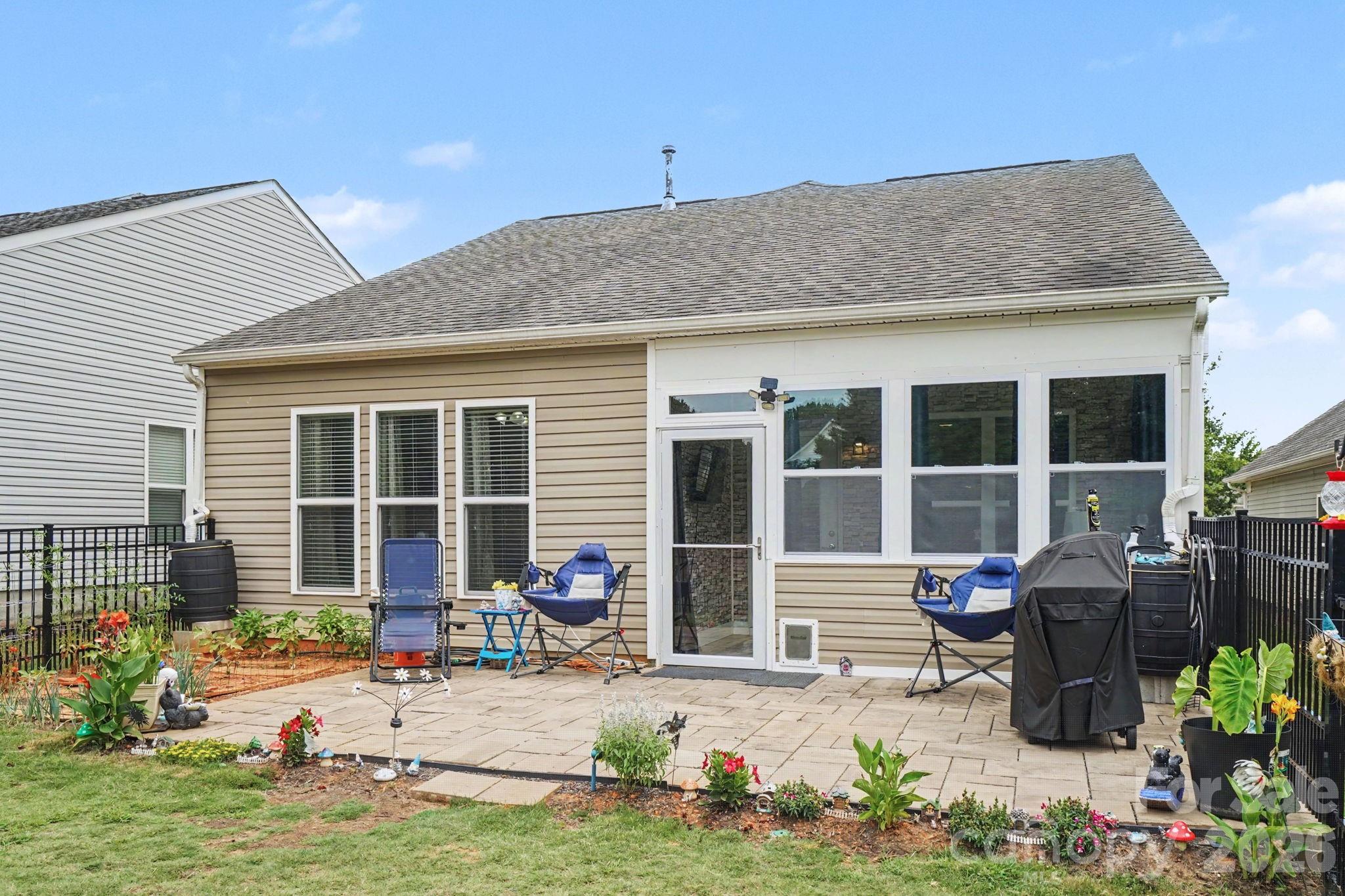 20241 Dovekie Lane — Fort Mill