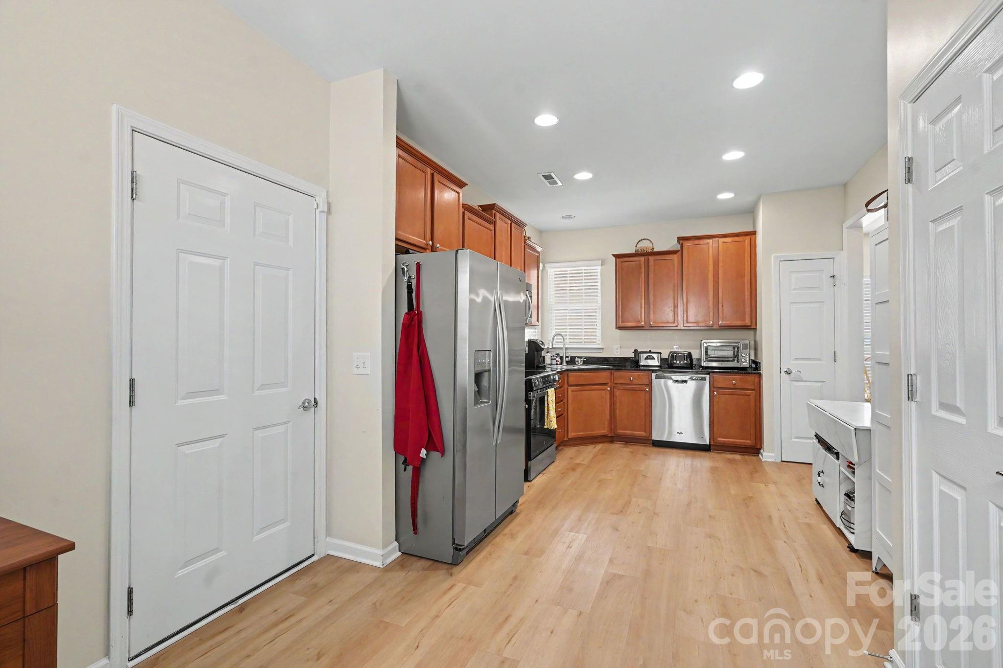 20241 Dovekie Lane — Fort Mill