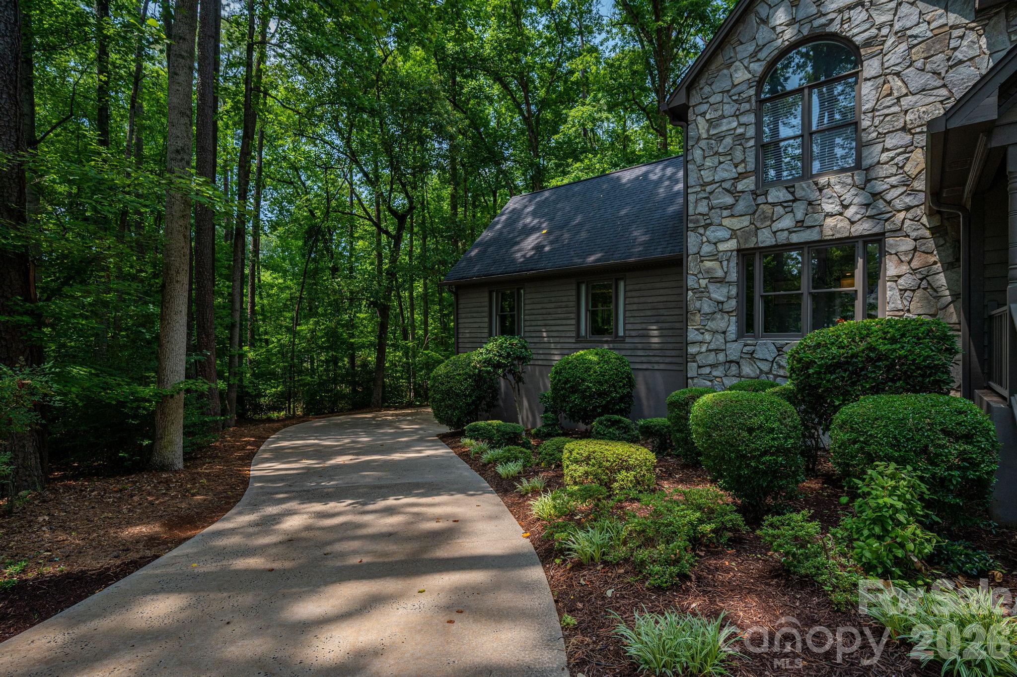3312 Clay Court Drive — Gastonia