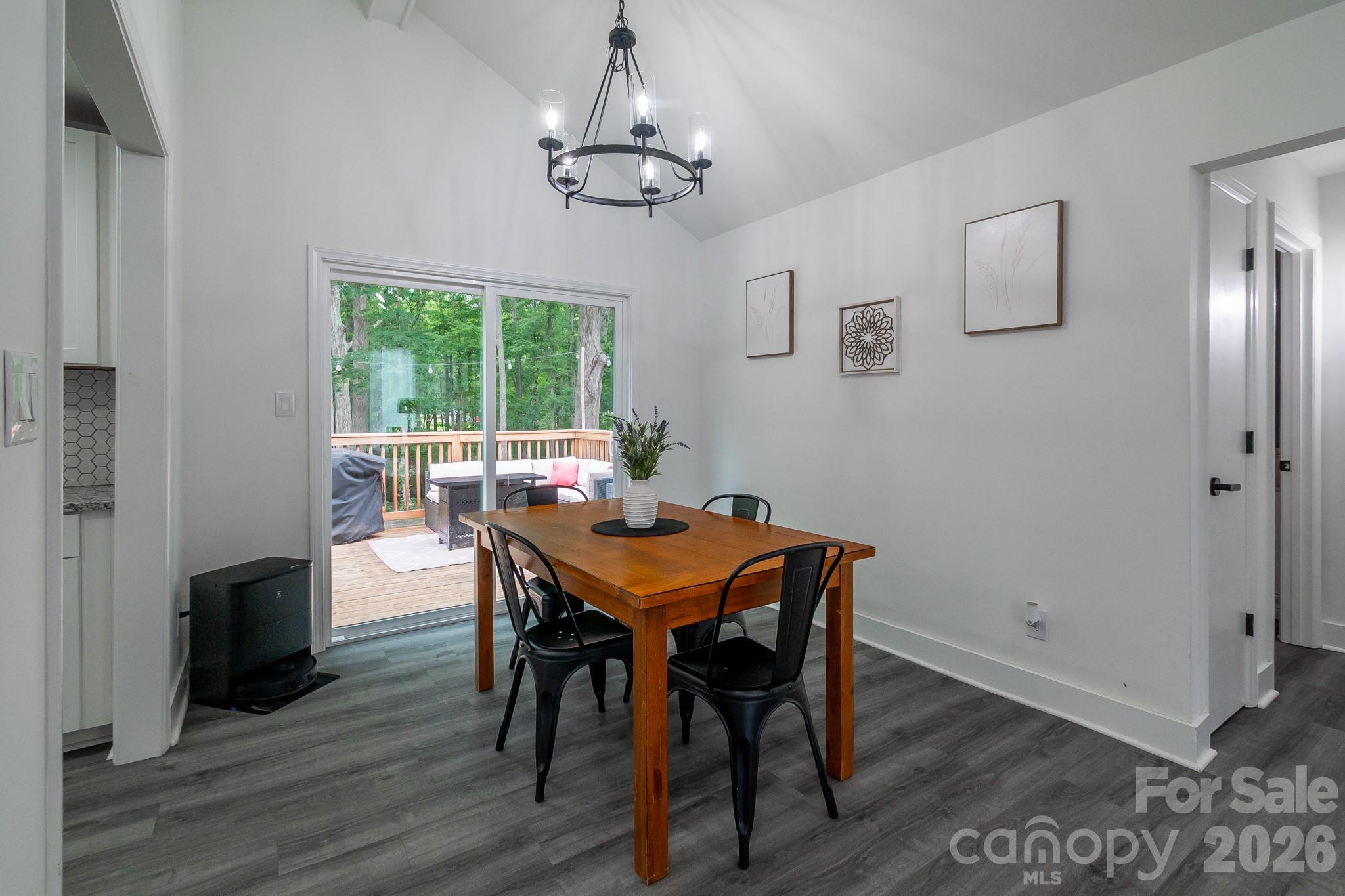 2406 Bearskin Lane — Monroe