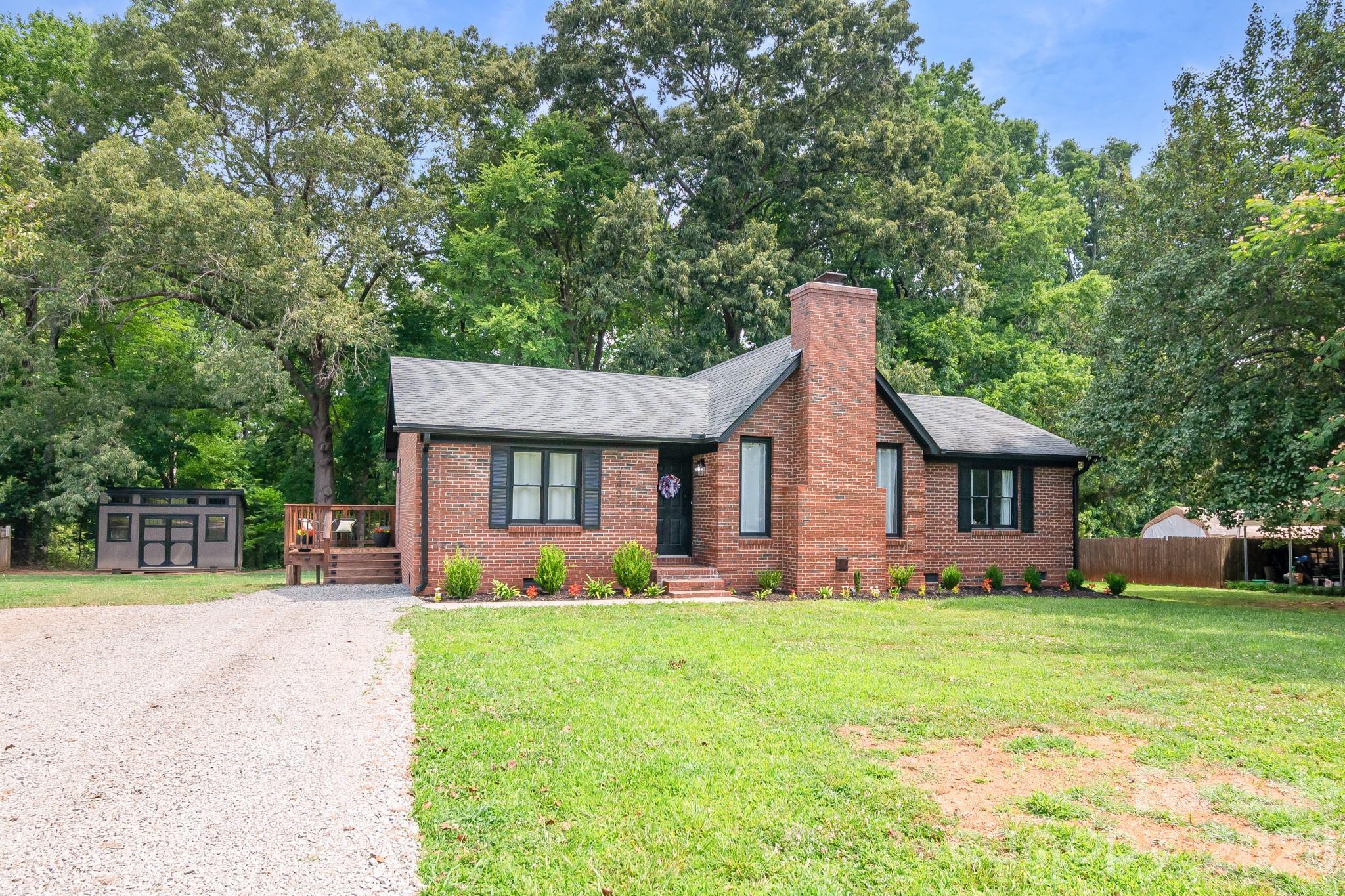 2406 Bearskin Lane — Monroe