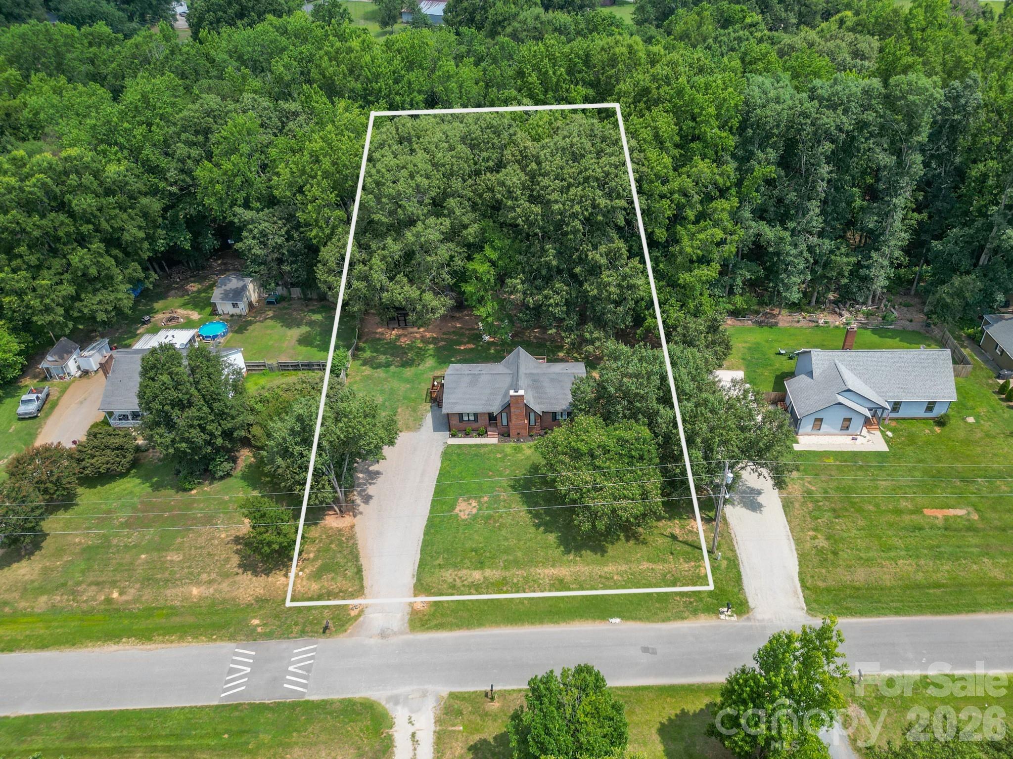 2406 Bearskin Lane — Monroe