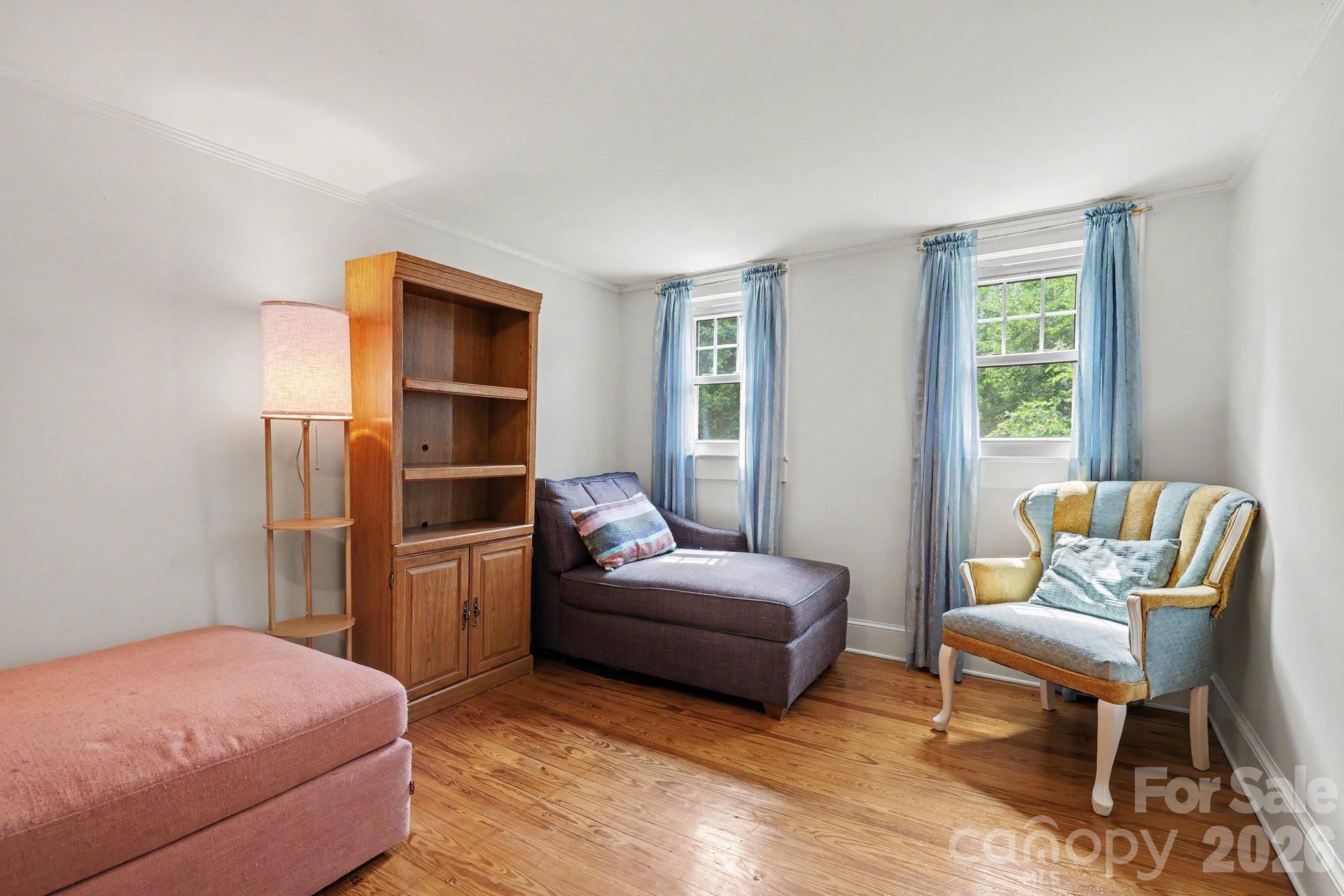 404 Fairview Drive — Lexington