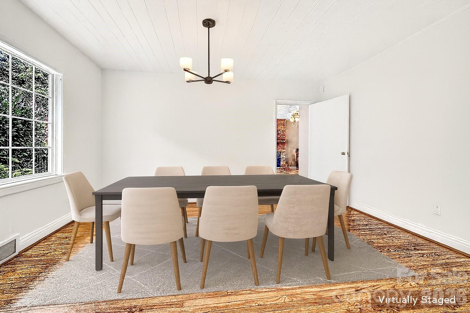 25 Inglewood Road — Asheville