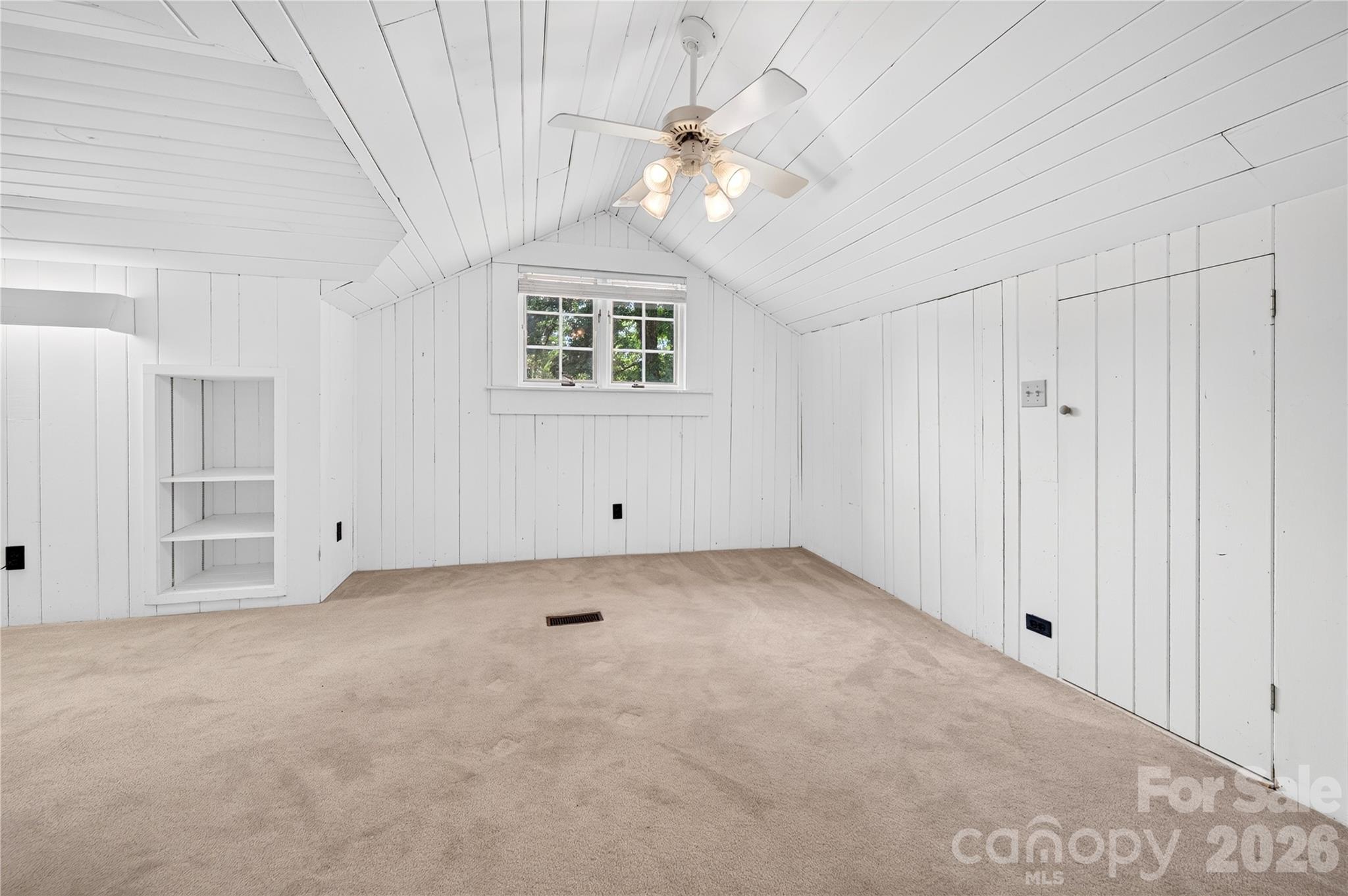 25 Inglewood Road — Asheville