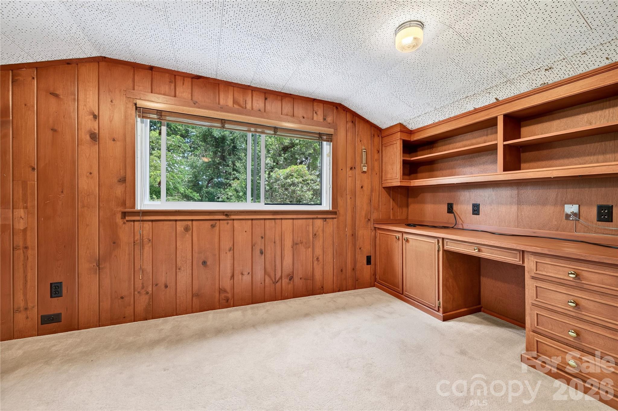 25 Inglewood Road — Asheville