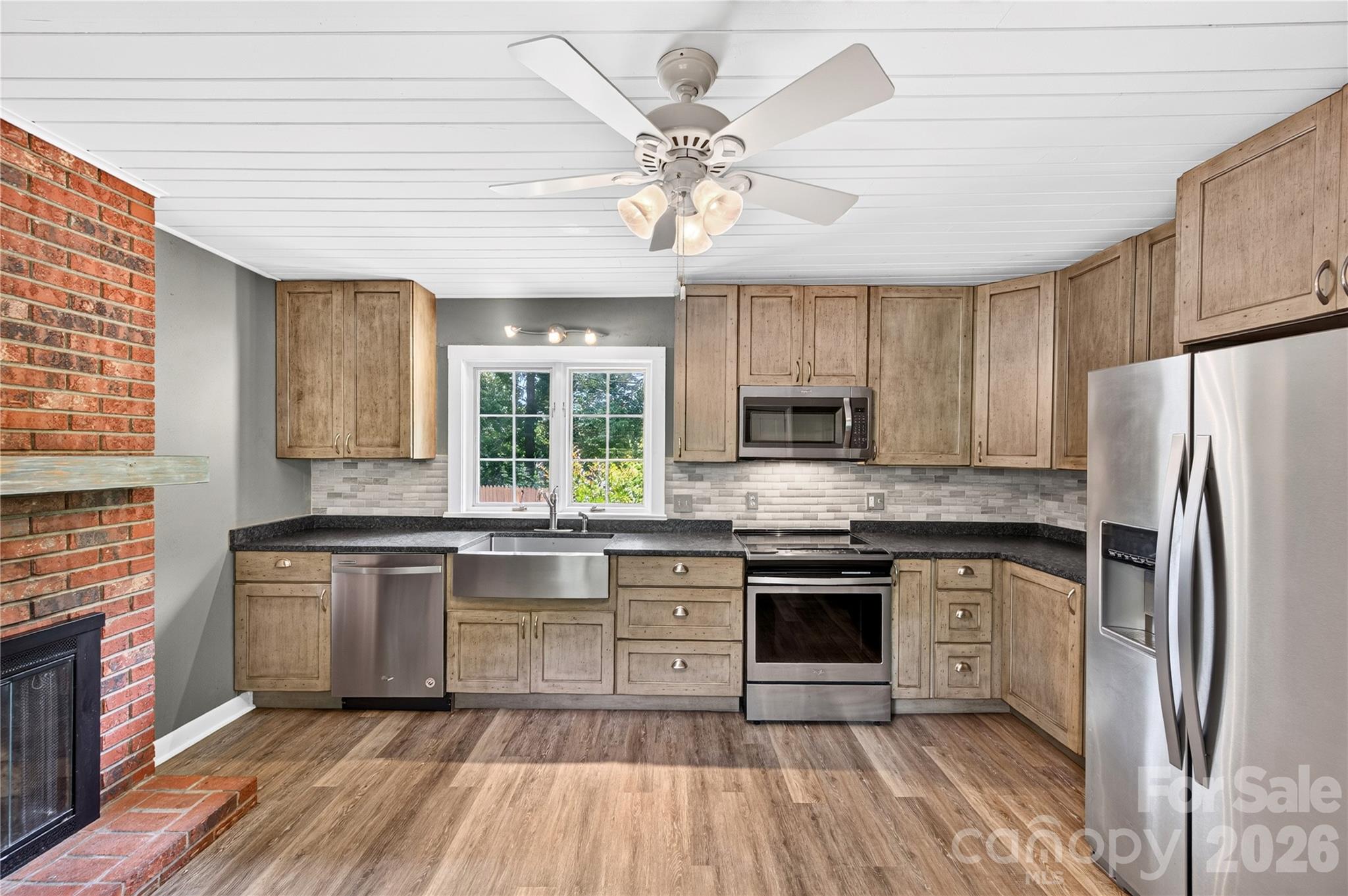 25 Inglewood Road — Asheville