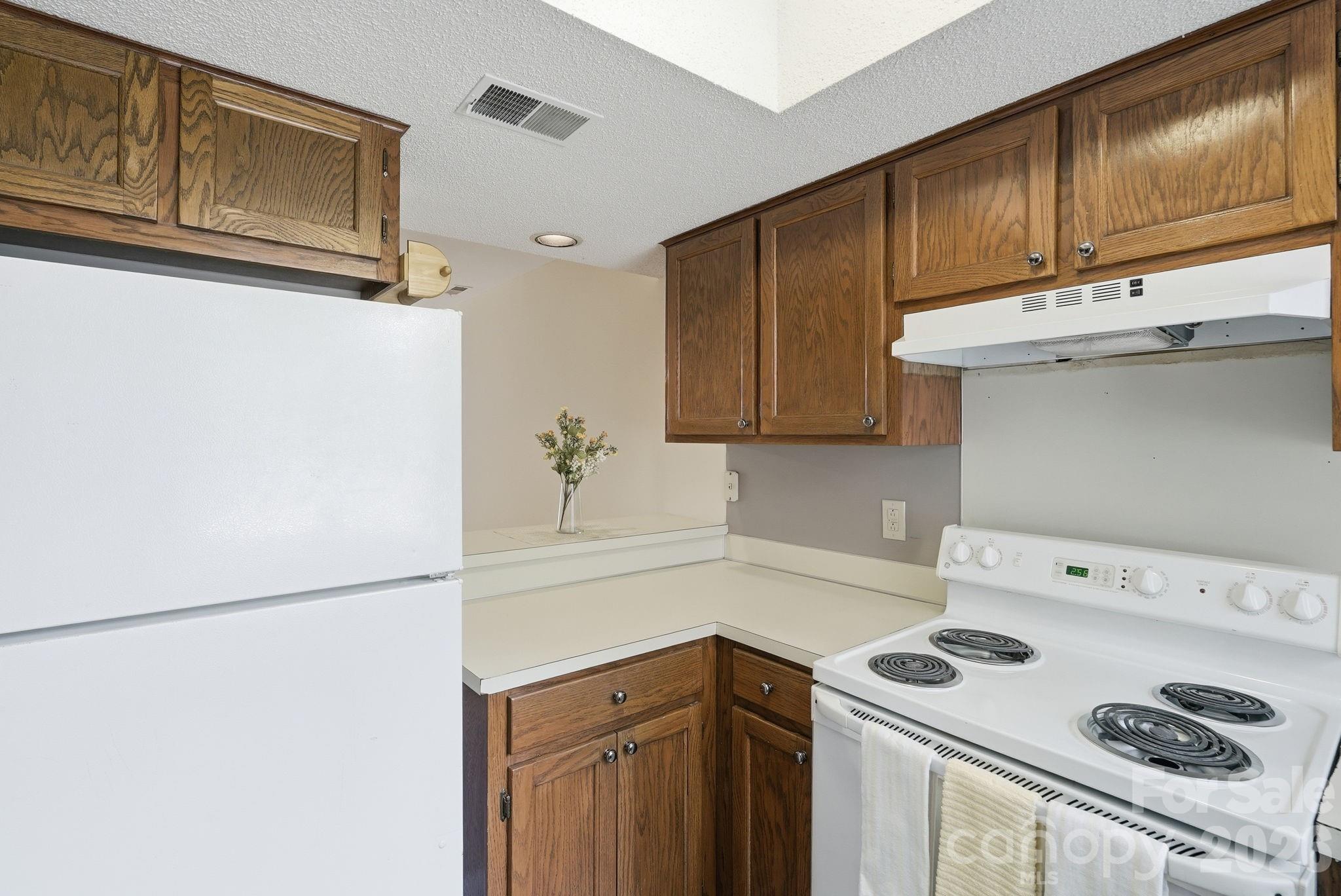2954 Iron Gate Lane — Charlotte