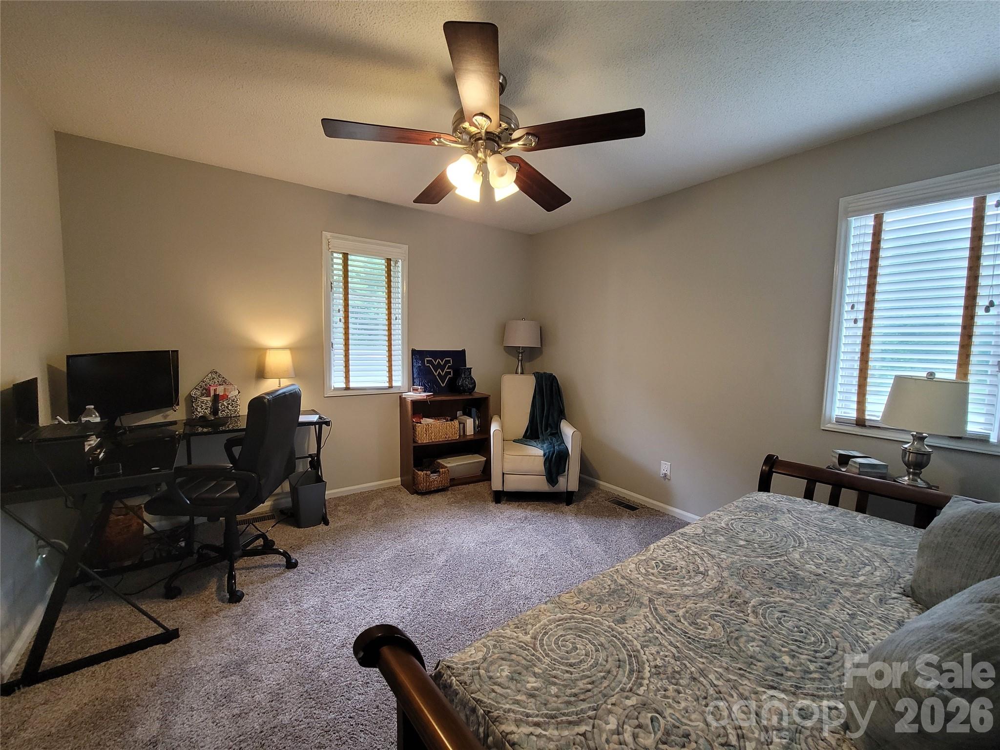 318 Rutledge Road — Mount Holly