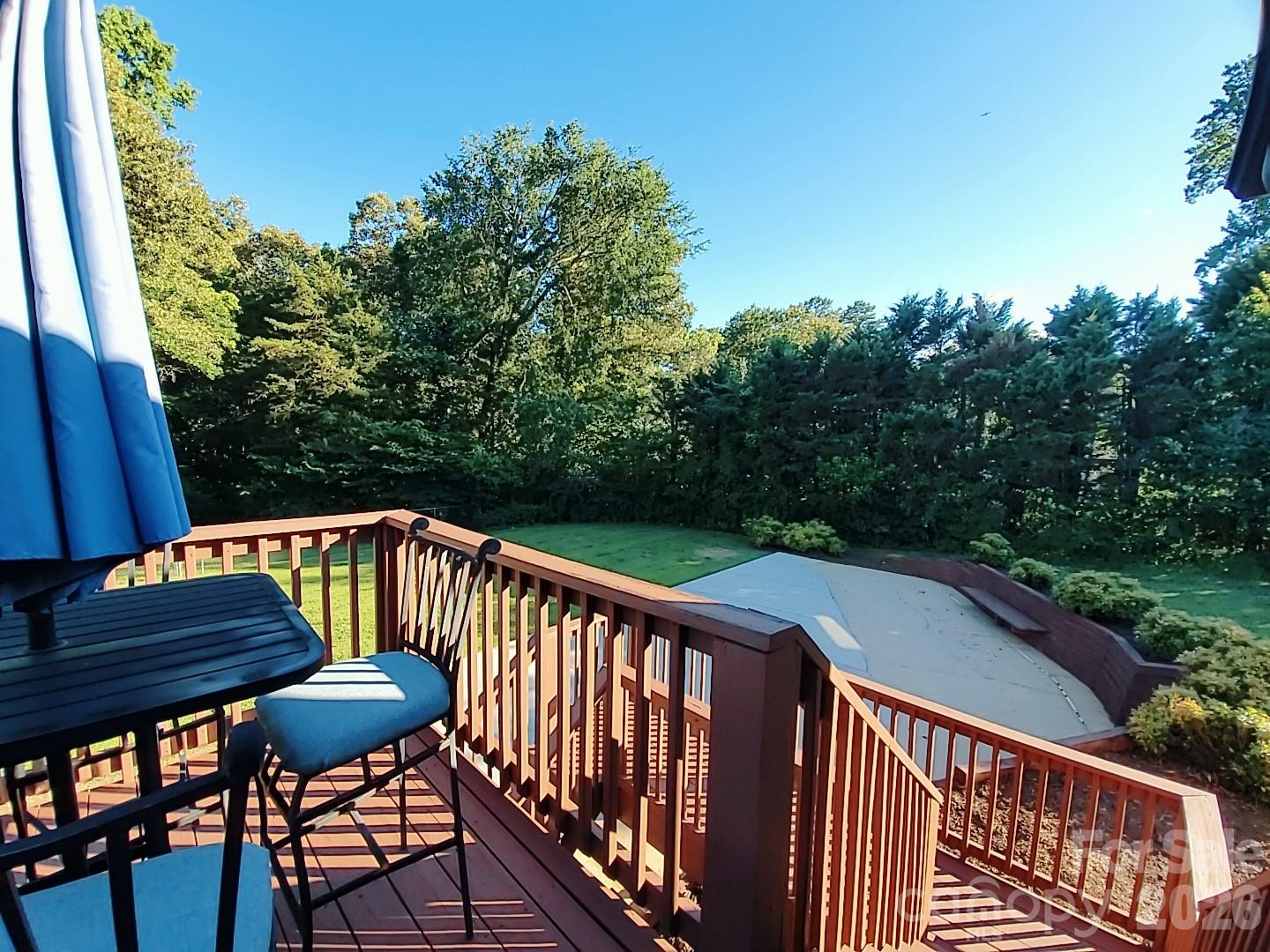 318 Rutledge Road — Mount Holly