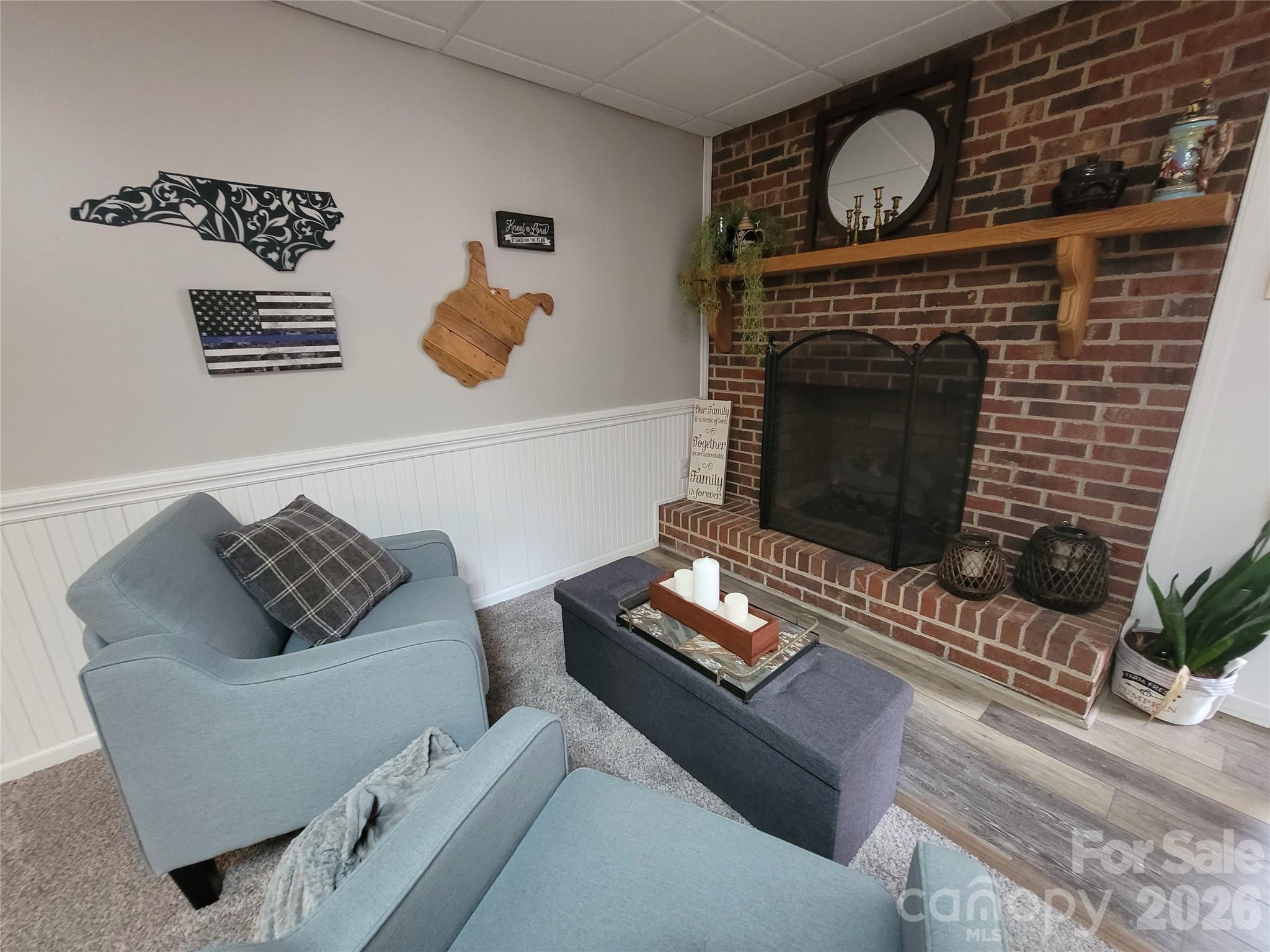318 Rutledge Road — Mount Holly