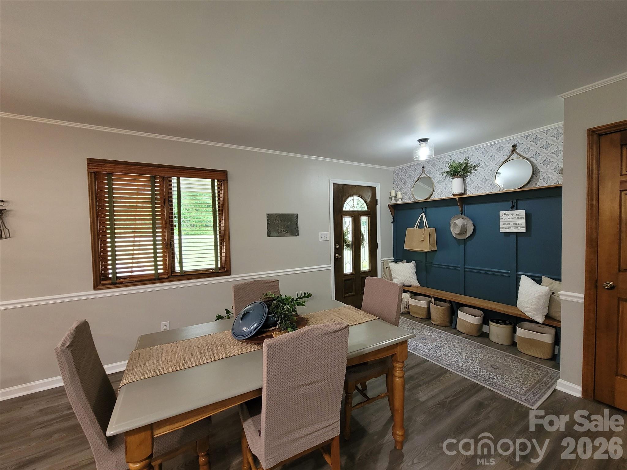 318 Rutledge Road — Mount Holly