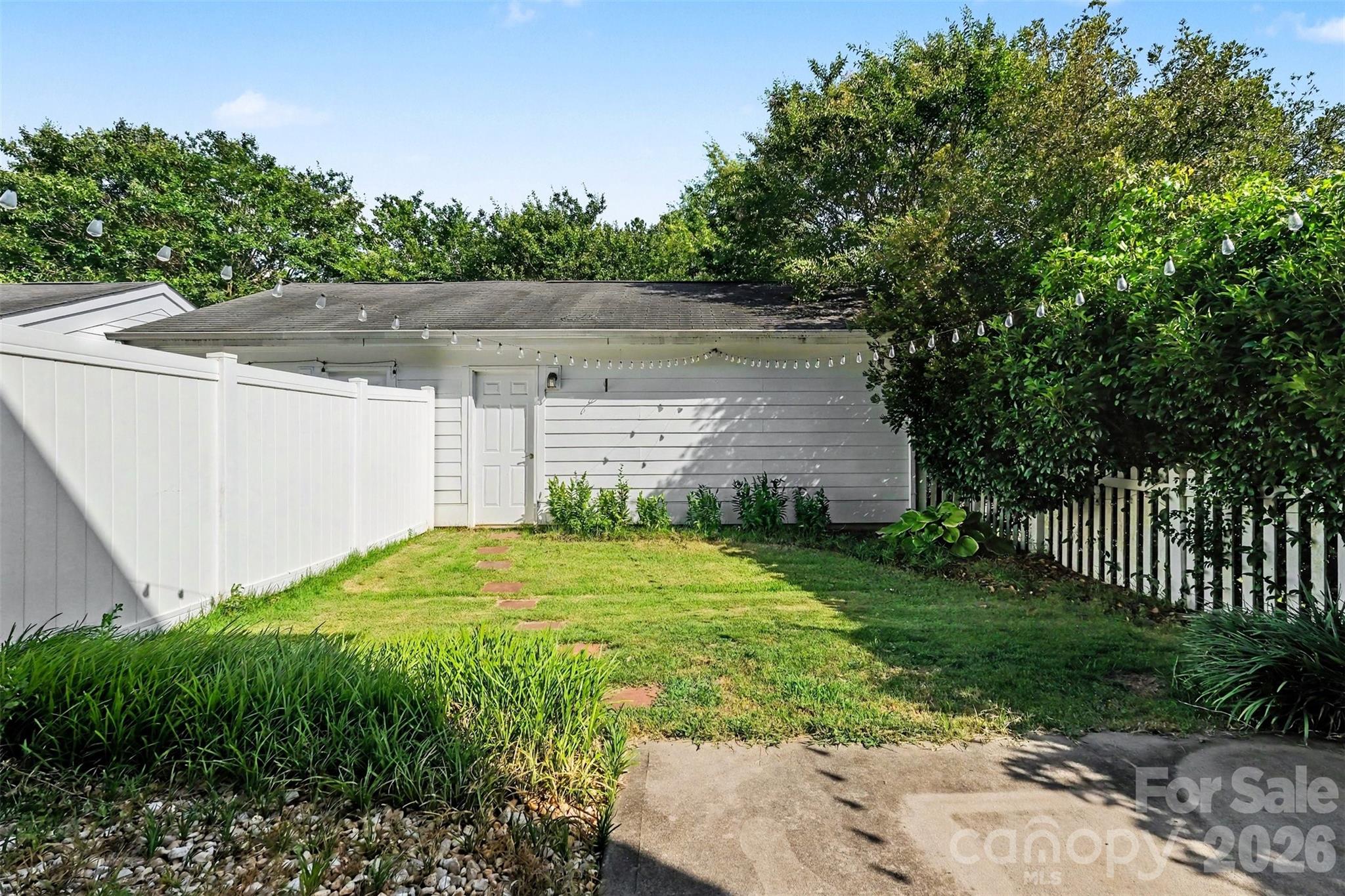 11245 Cedar Walk Lane — Charlotte