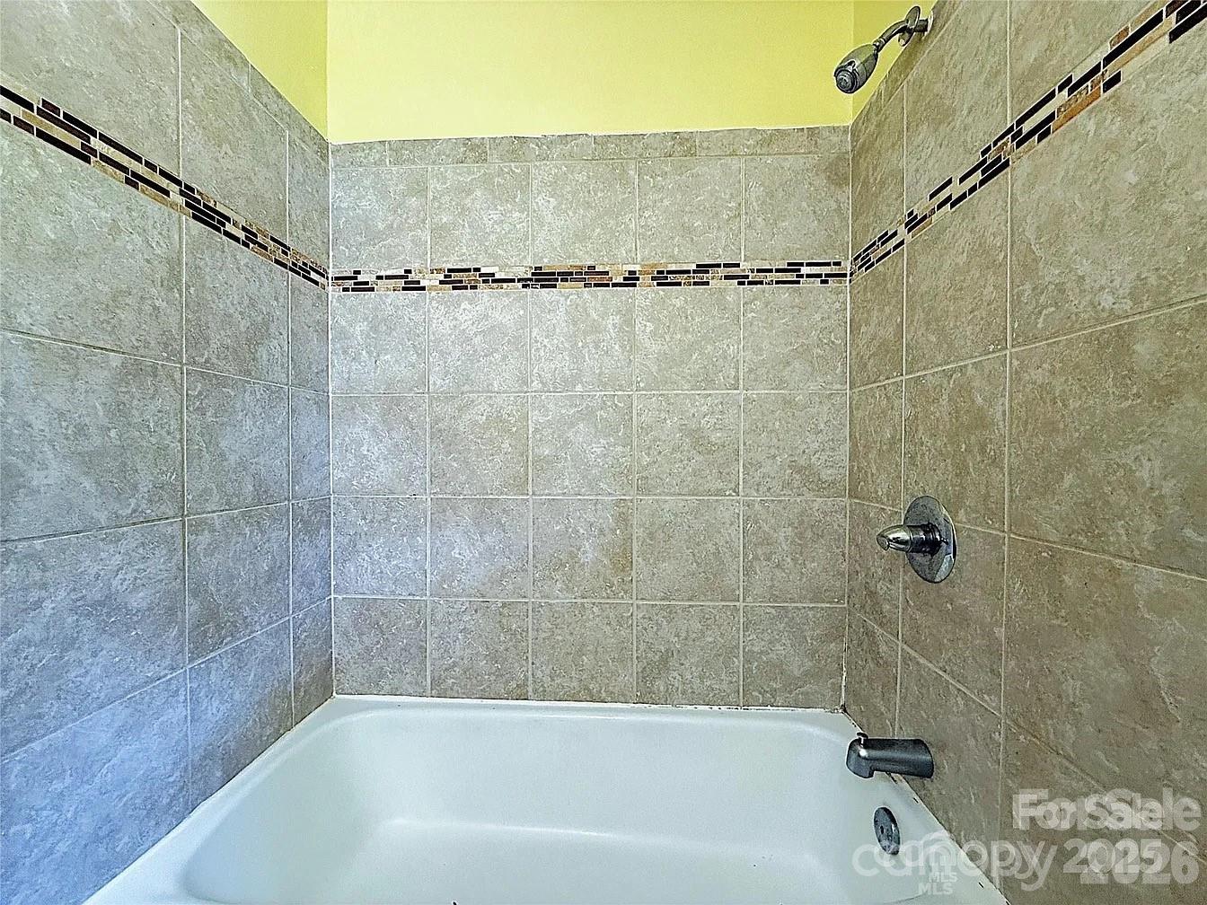 3220 Wiseman Drive — Charlotte