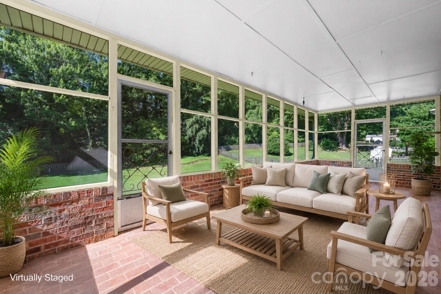 3252 Hollyhill Circle — Valdese