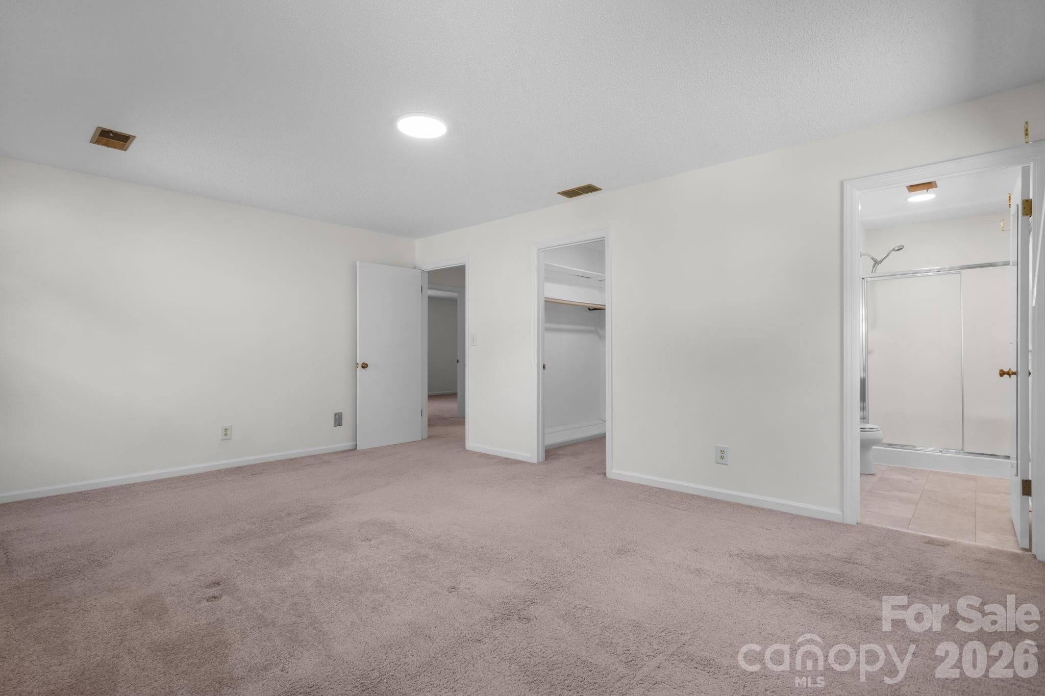 3252 Hollyhill Circle — Valdese