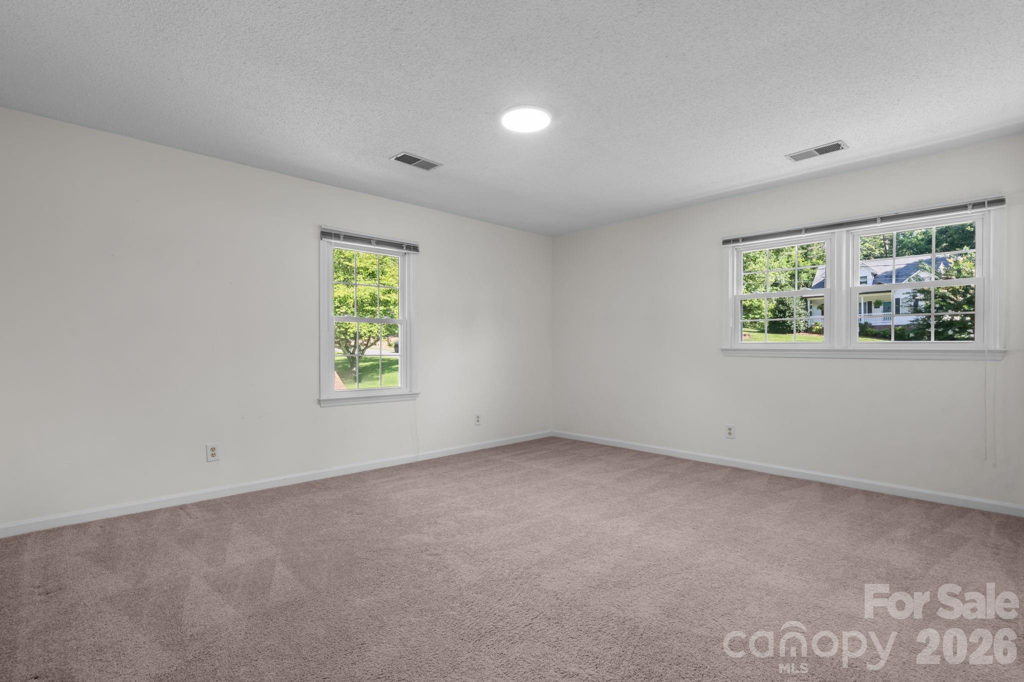 3252 Hollyhill Circle — Valdese