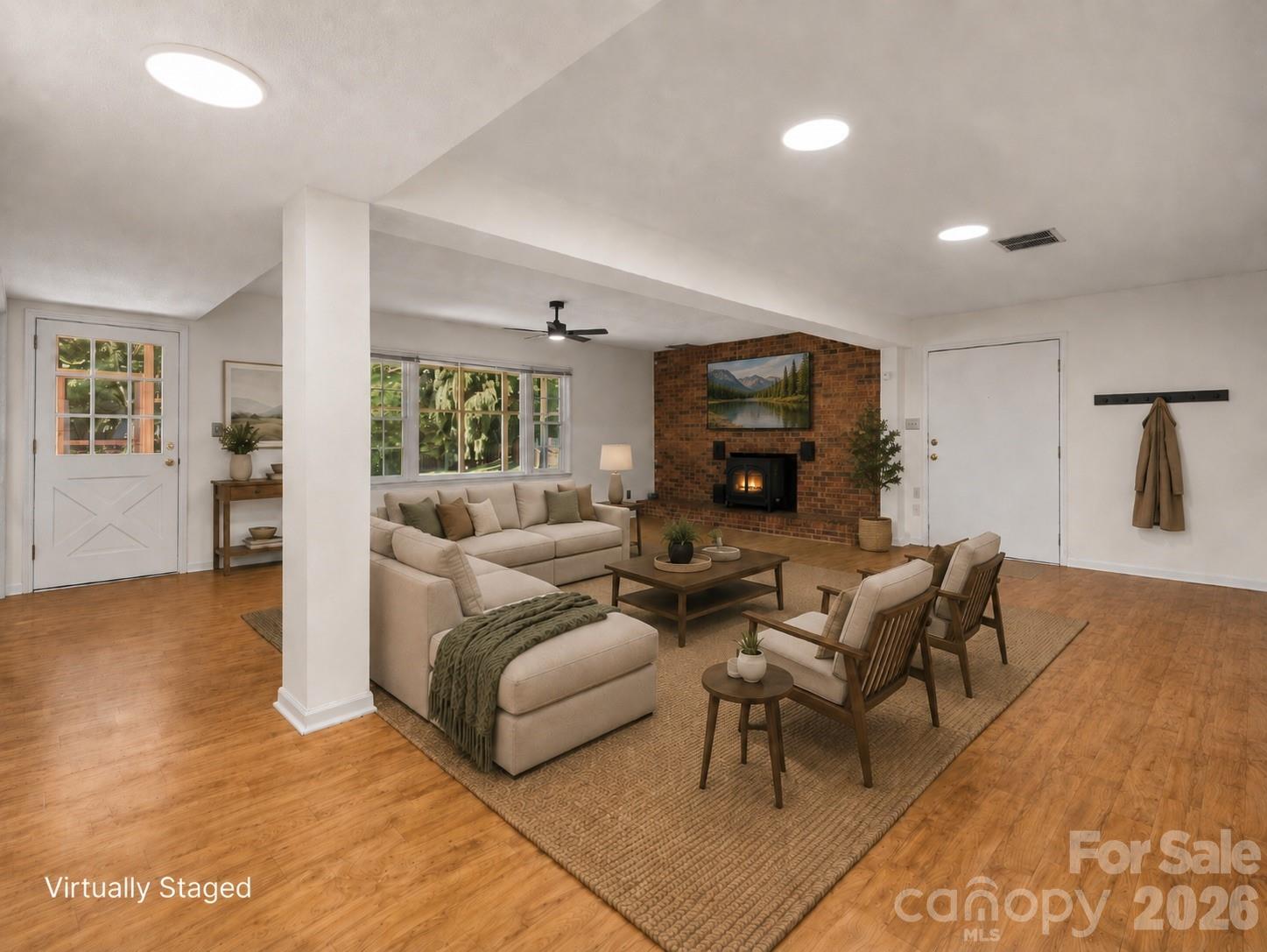 3252 Hollyhill Circle — Valdese