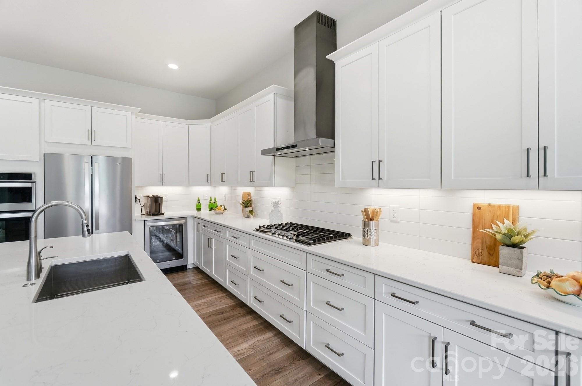 3029 Bronwood Place — Lancaster