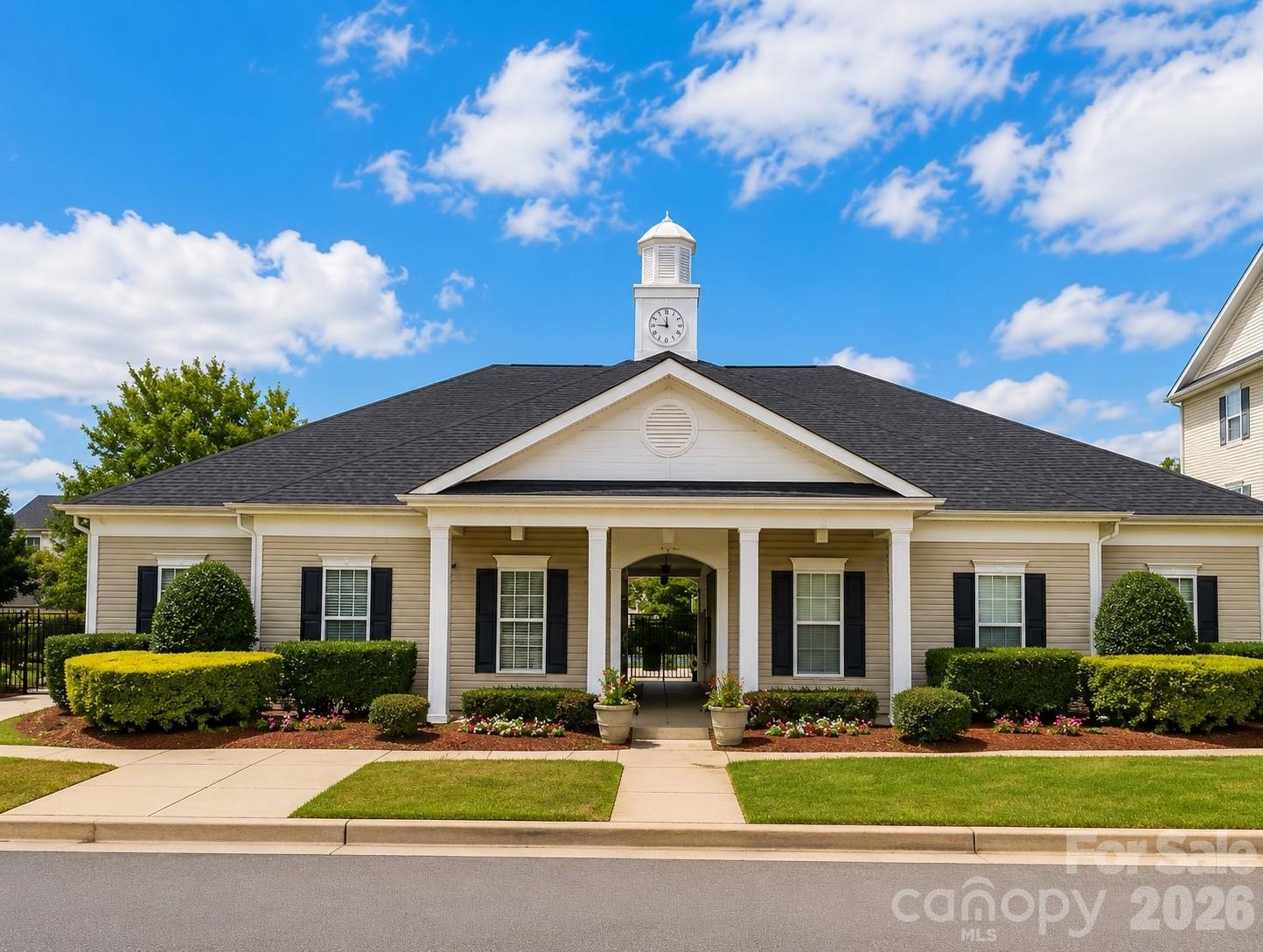 2049 Flushing Court — Charlotte