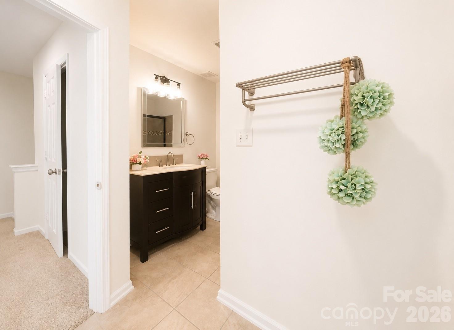 2049 Flushing Court — Charlotte