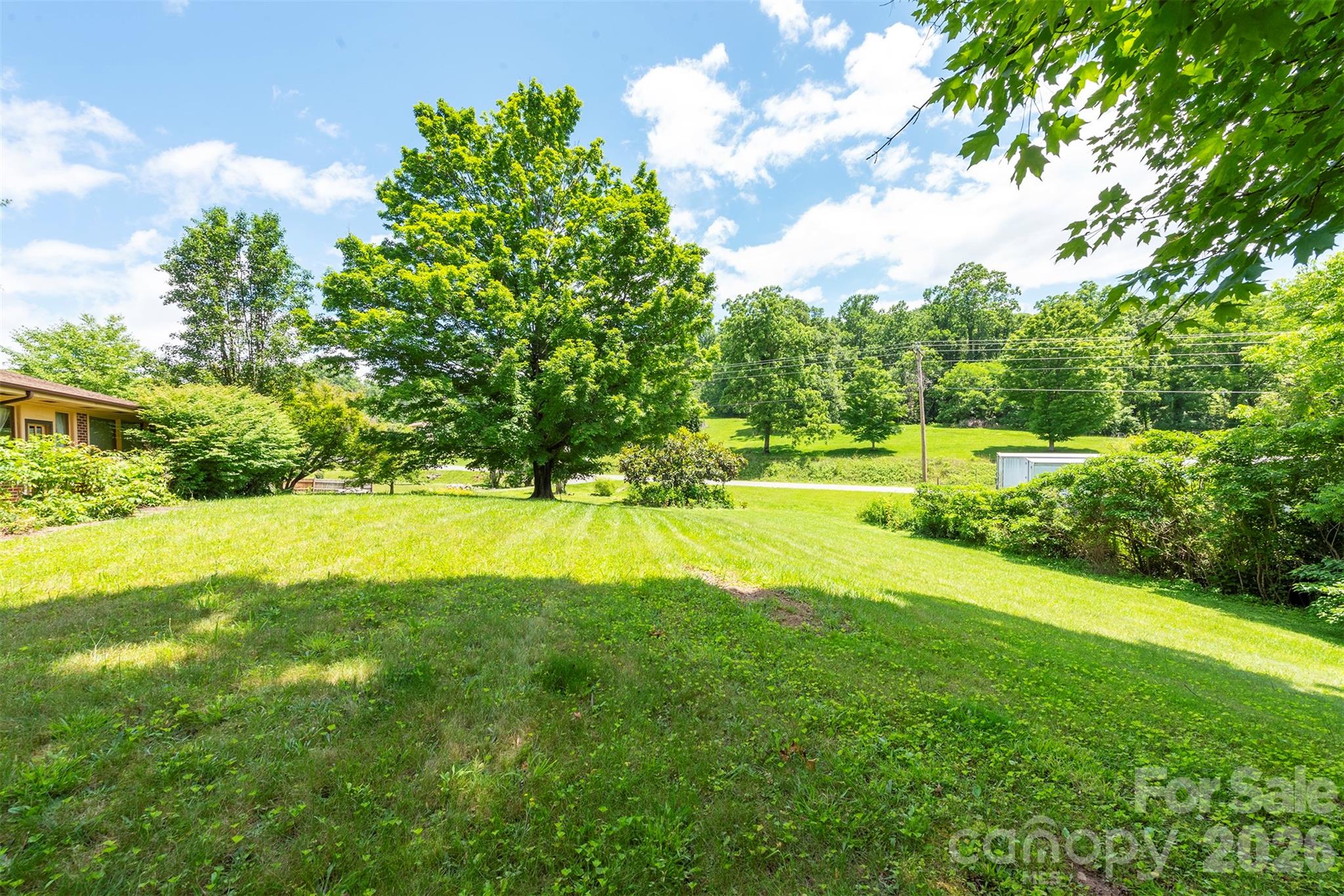 637 Fisher Lane — Marshall