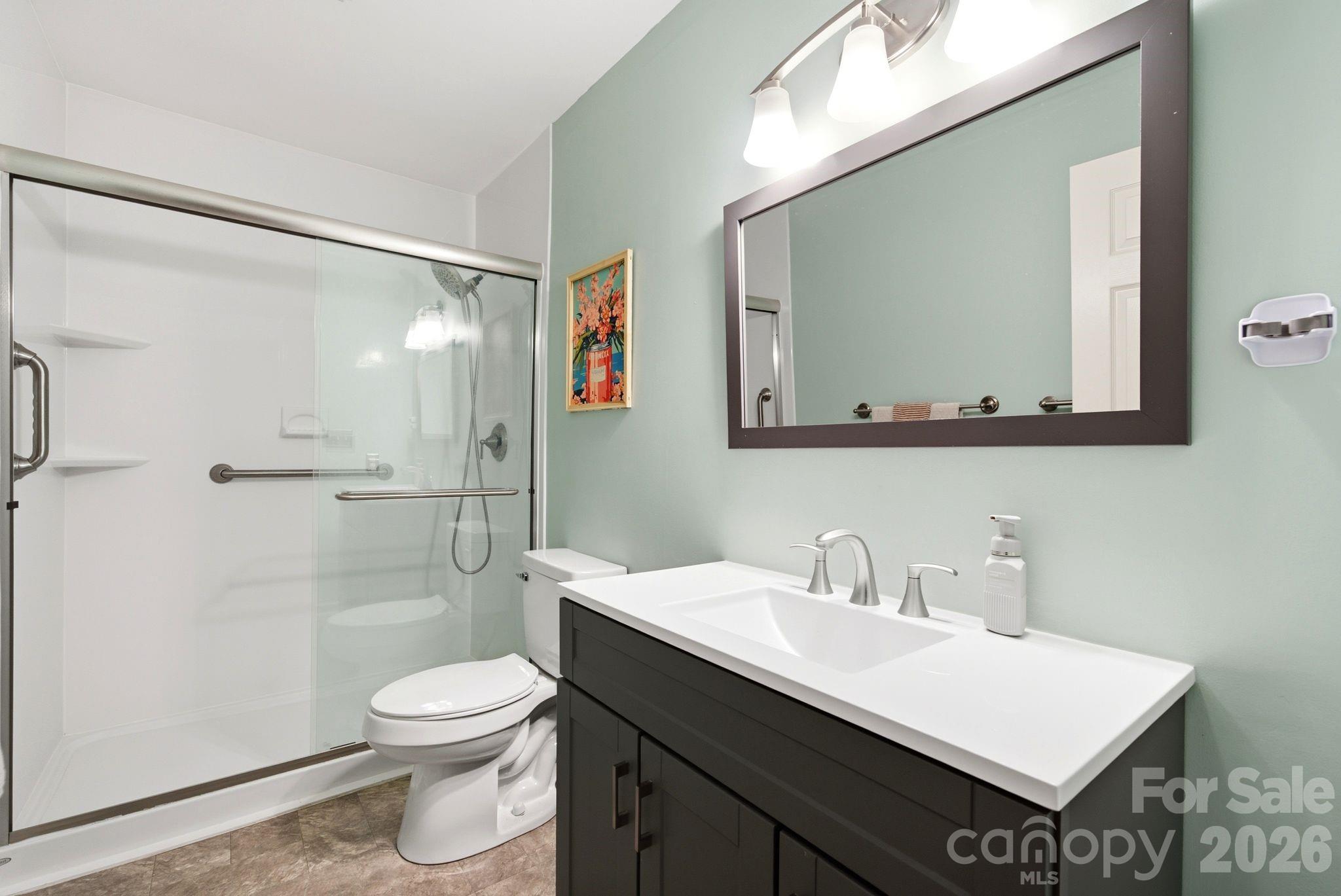 1949 Ridge Road — Clover