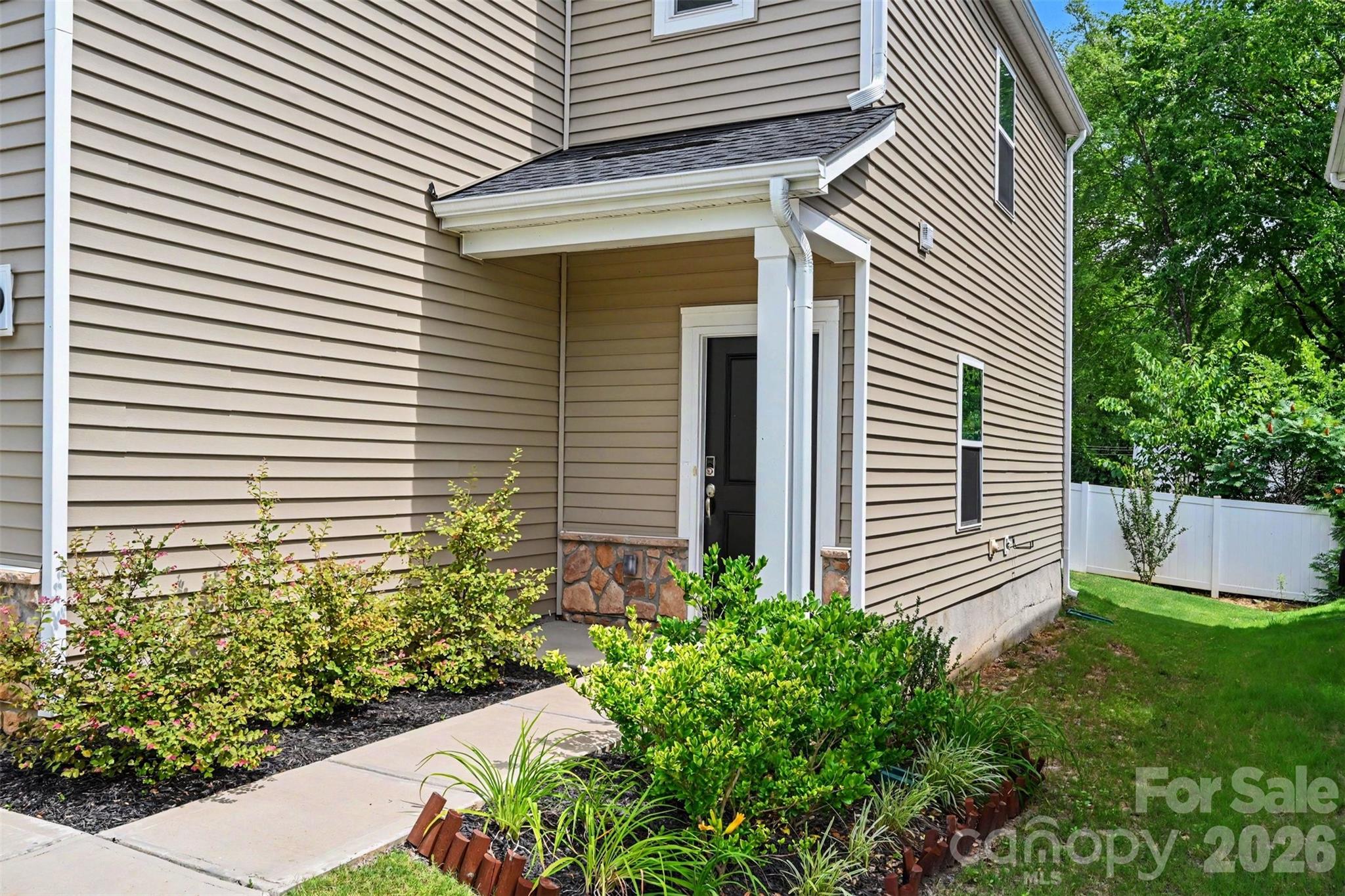 1160 Harland Street — Charlotte