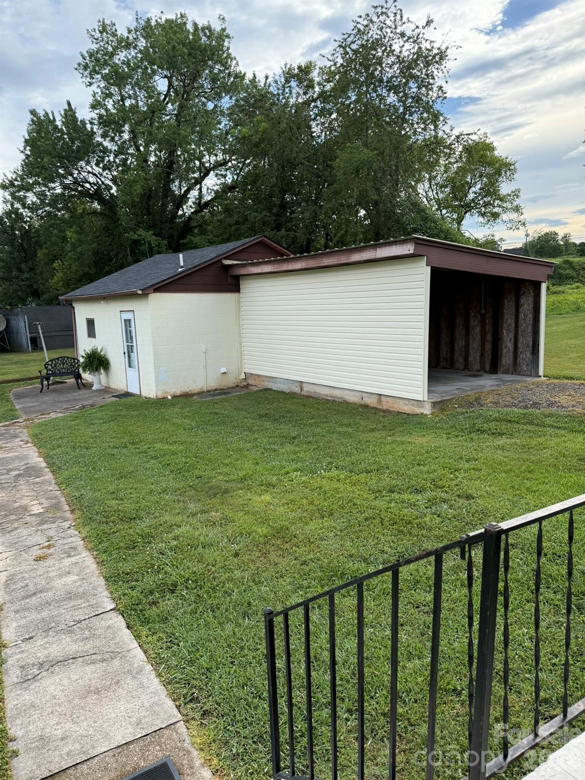108 Fletcher Street — Morganton