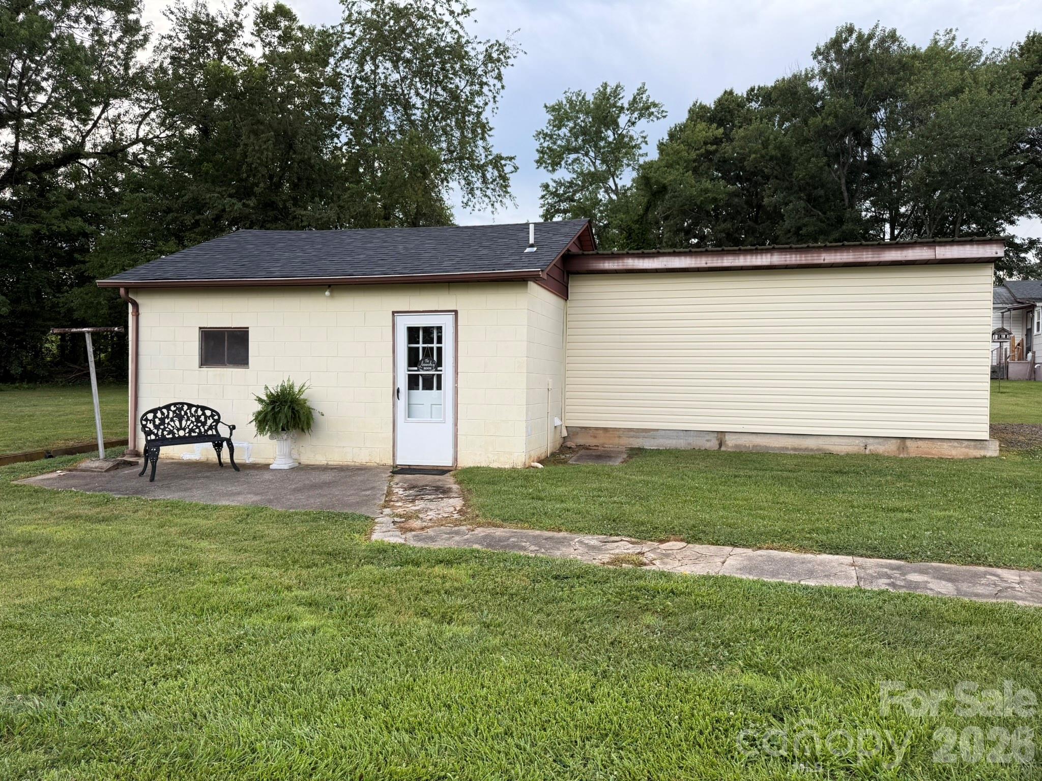 108 Fletcher Street — Morganton