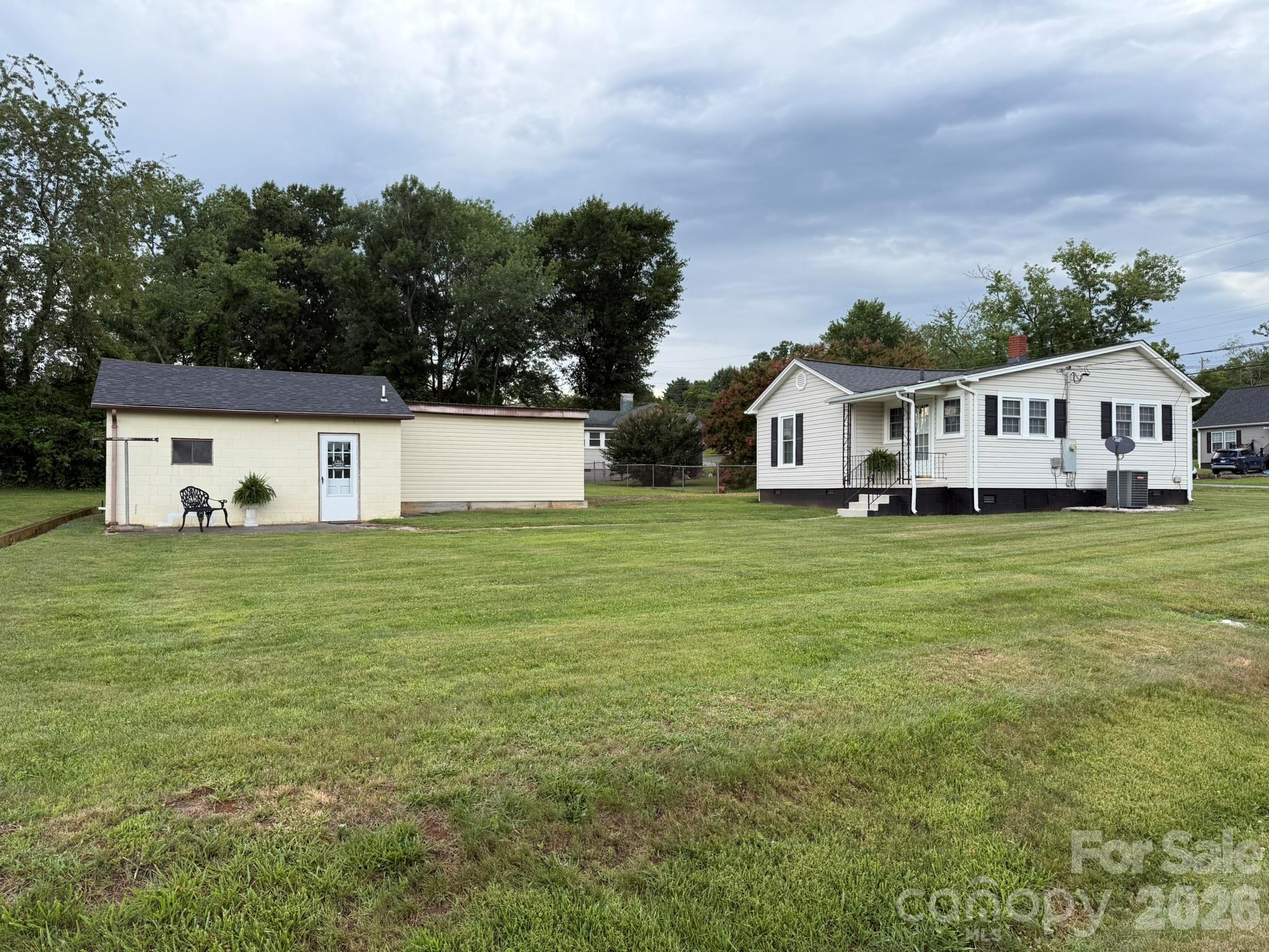 108 Fletcher Street — Morganton