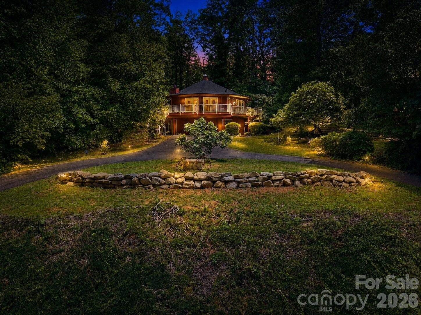 1332 Fairway Drive — Newton