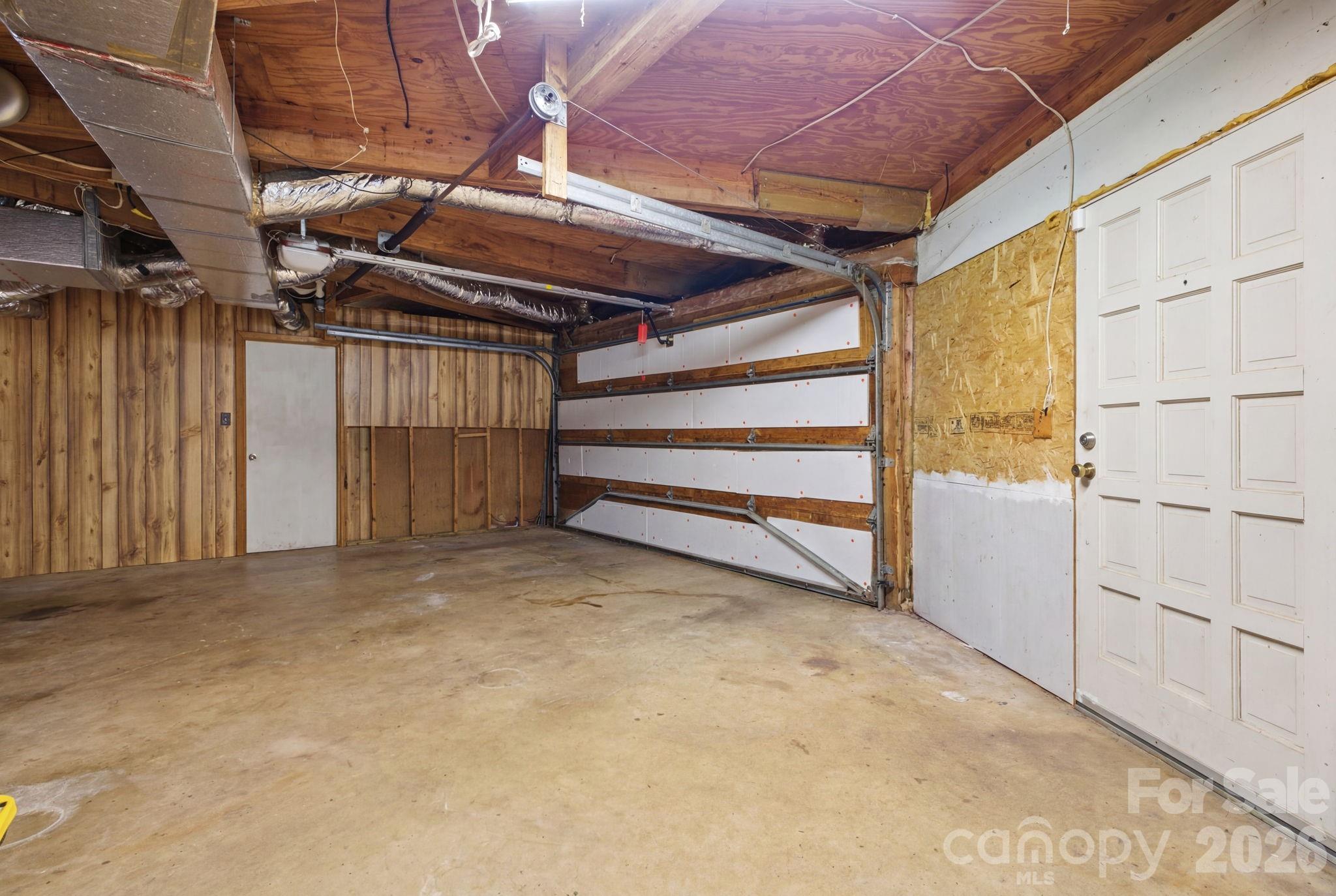 1332 Fairway Drive — Newton