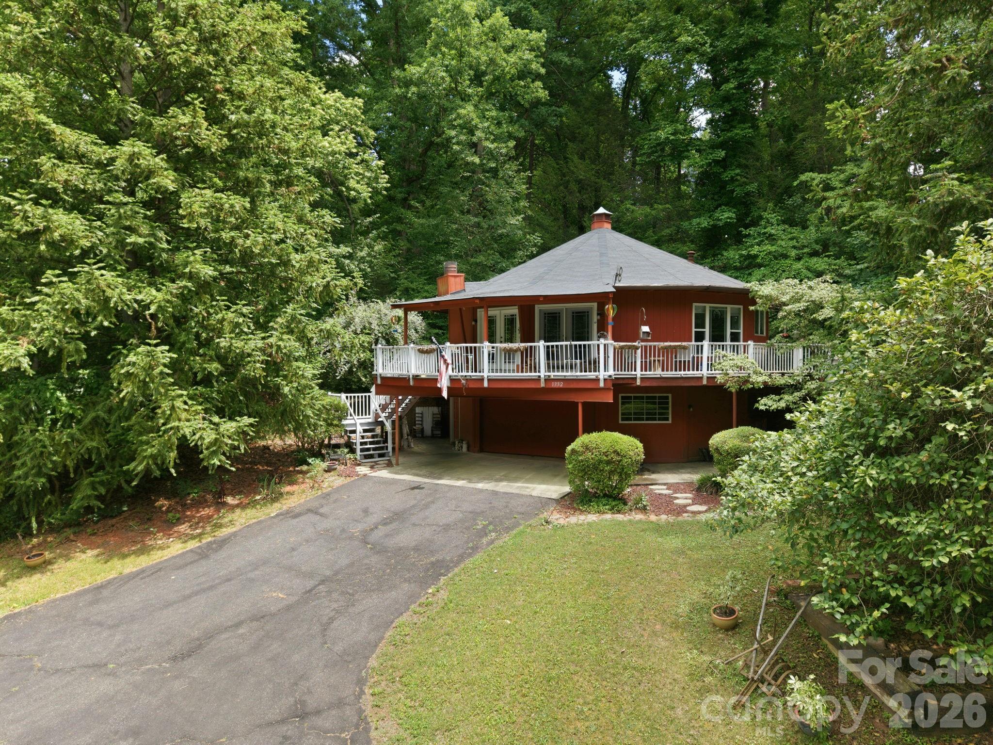 1332 Fairway Drive — Newton