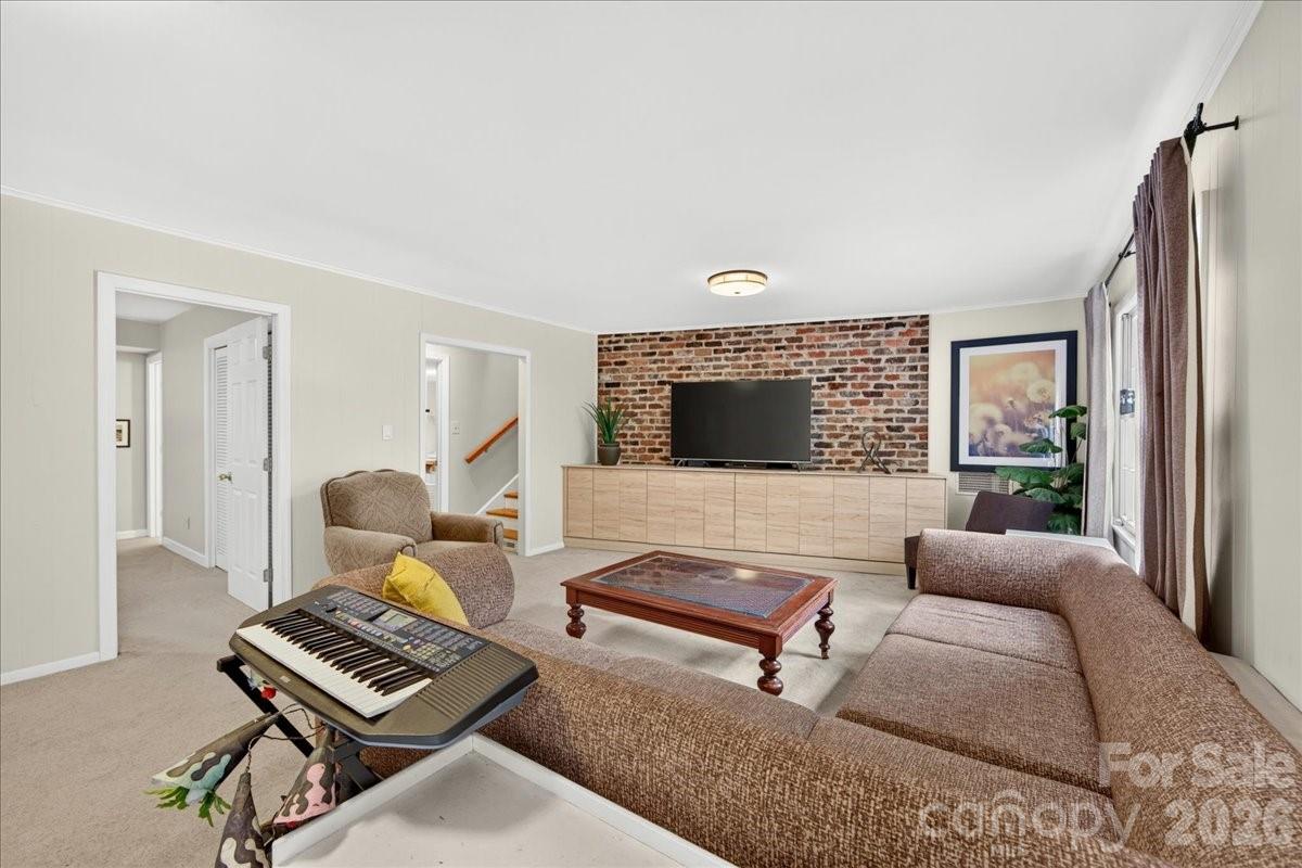 3519 Mill Pond Road — Charlotte