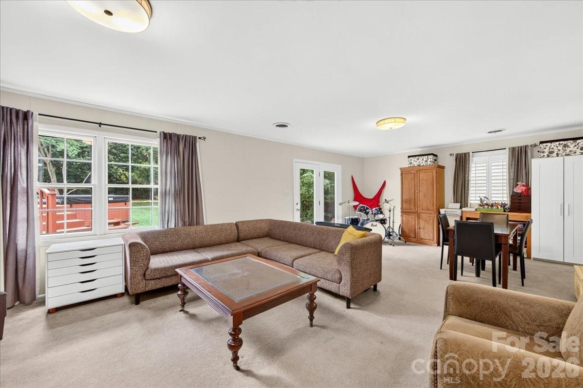 3519 Mill Pond Road — Charlotte