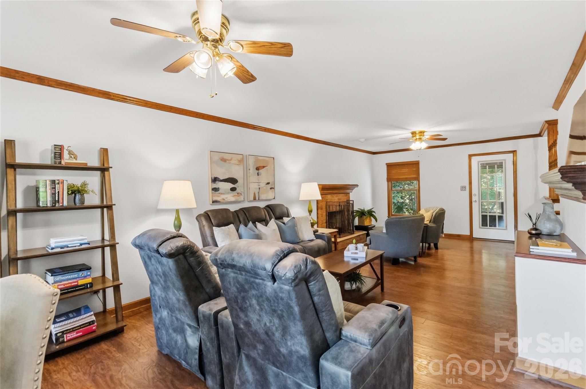 6933 Albaneen Court — Charlotte