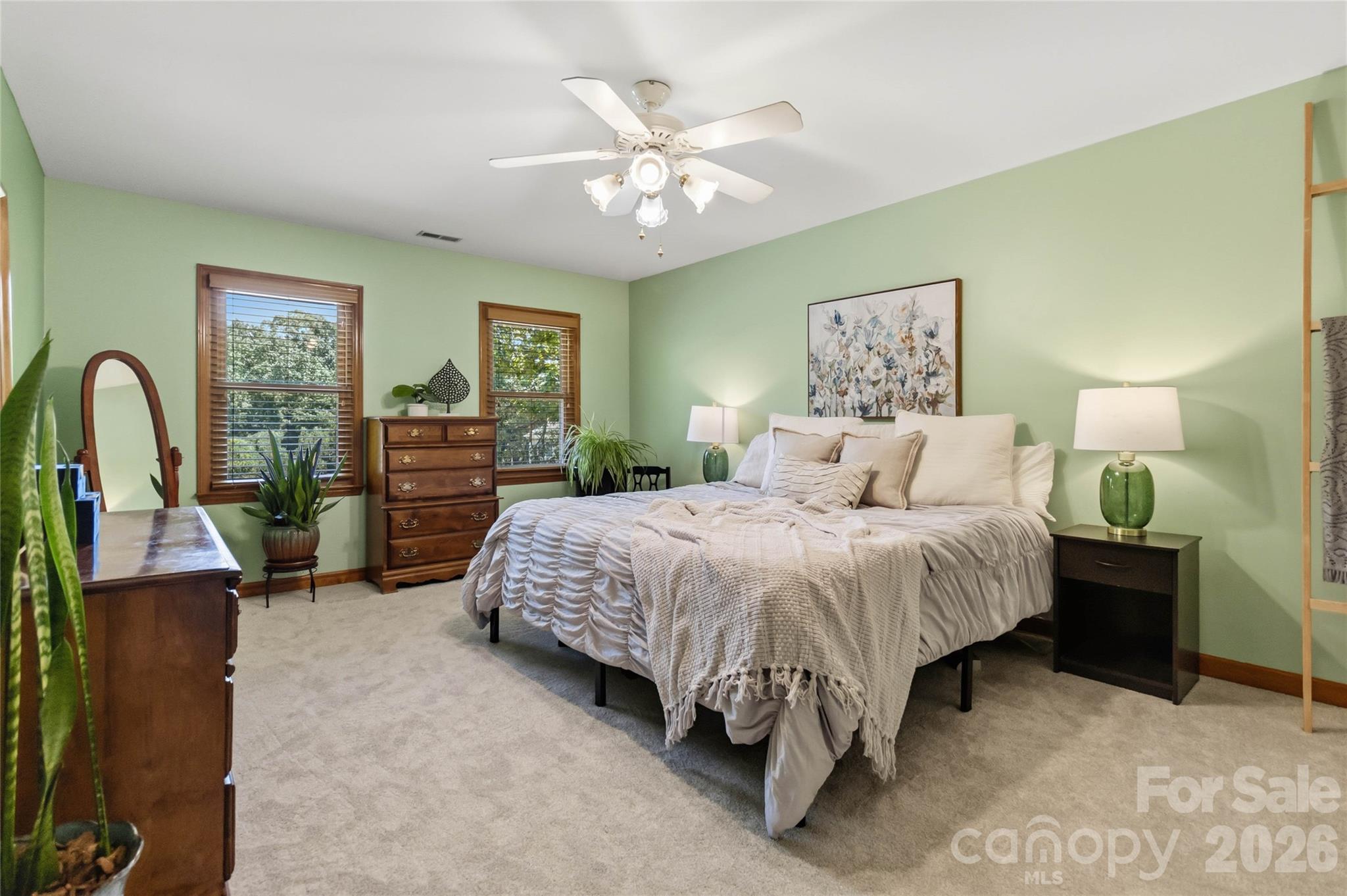 6933 Albaneen Court — Charlotte