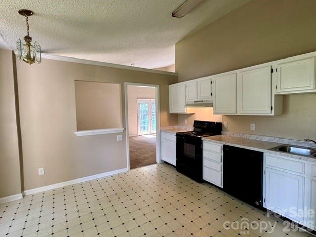 8029 Glencannon Drive — Charlotte