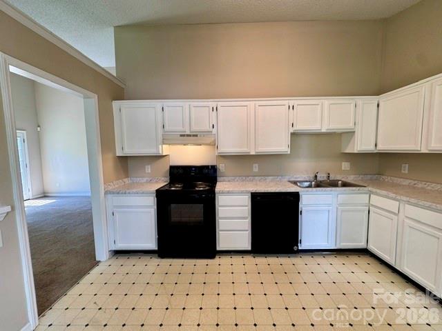 8029 Glencannon Drive — Charlotte