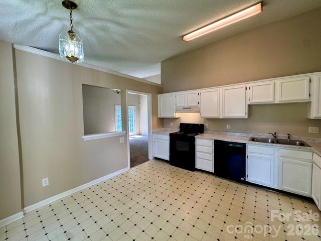 8029 Glencannon Drive — Charlotte