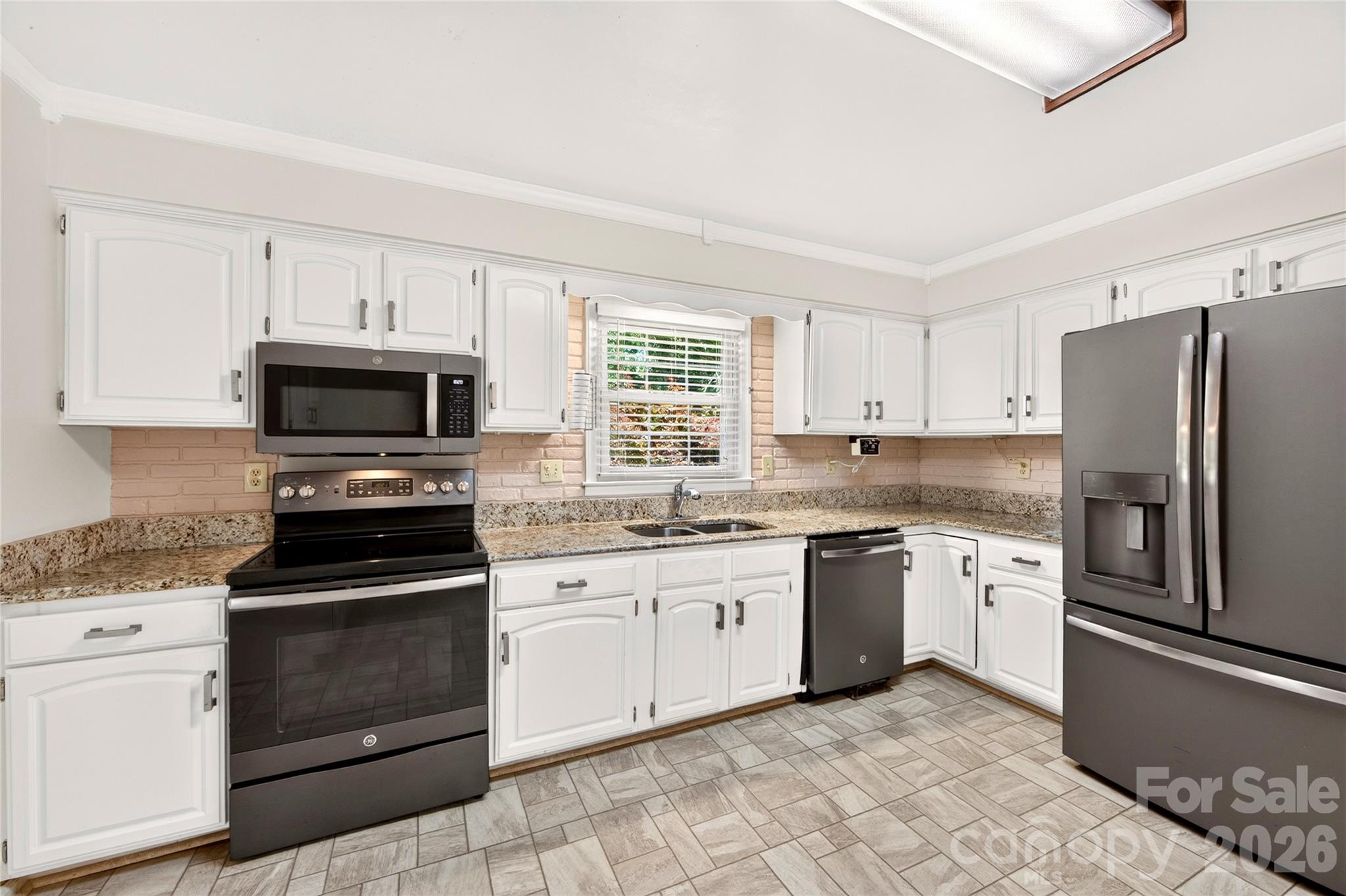 6801 Rambling Rose Drive — Charlotte