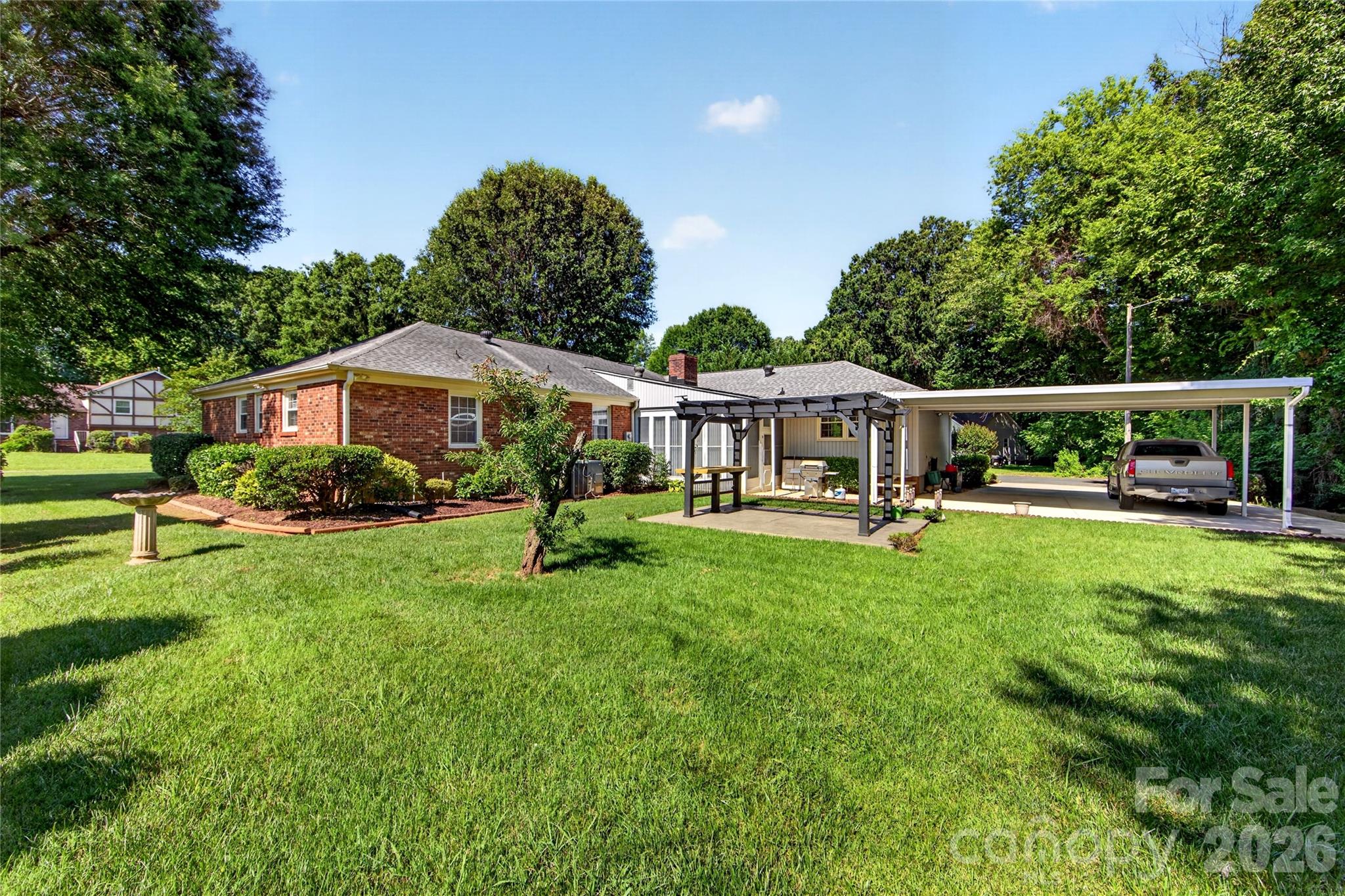 6801 Rambling Rose Drive — Charlotte