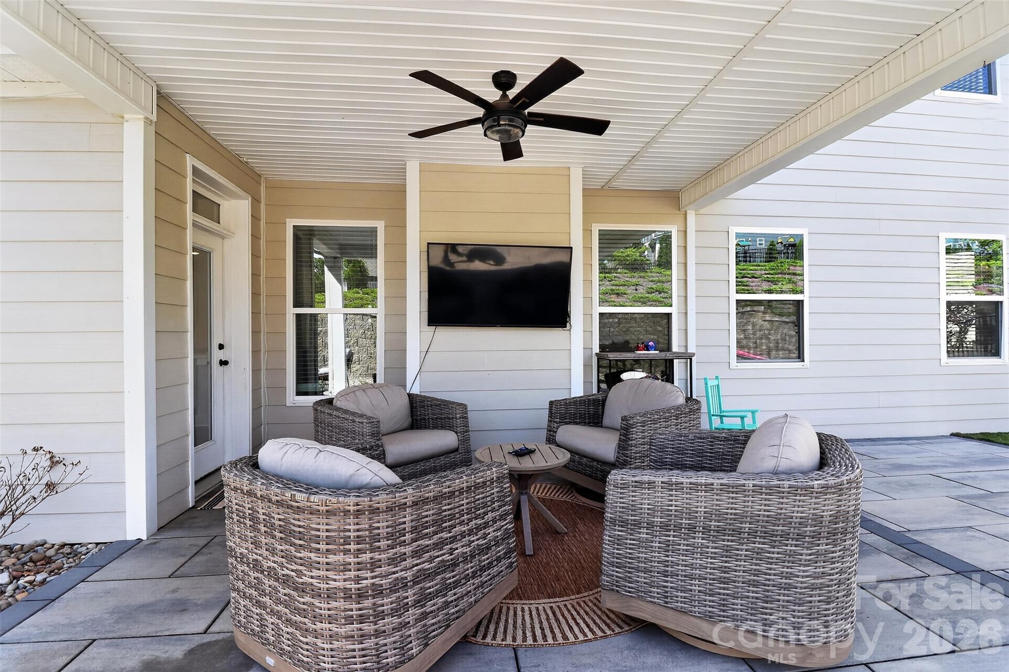 17222 Monocacy Boulevard — Huntersville
