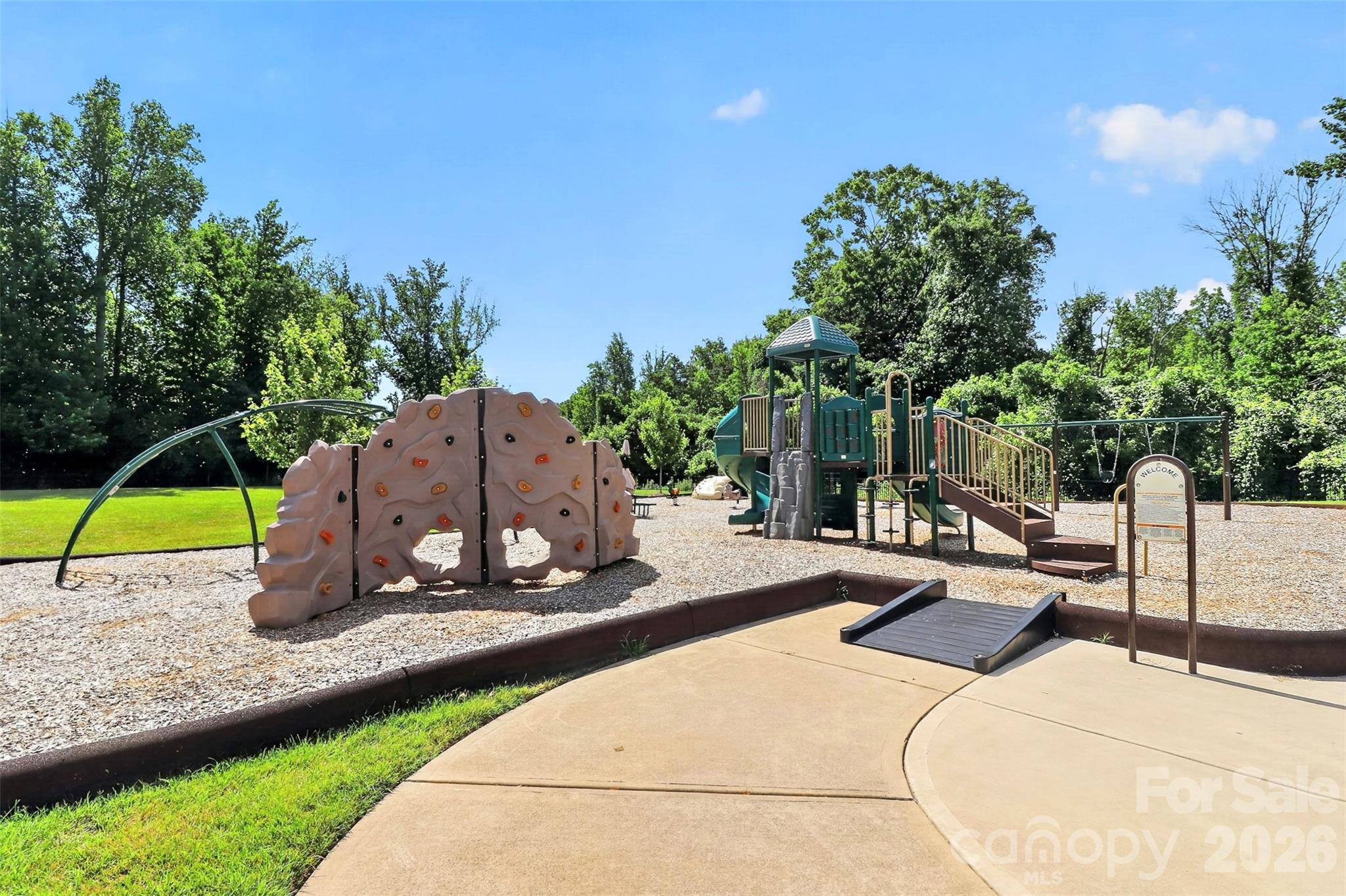 17222 Monocacy Boulevard — Huntersville