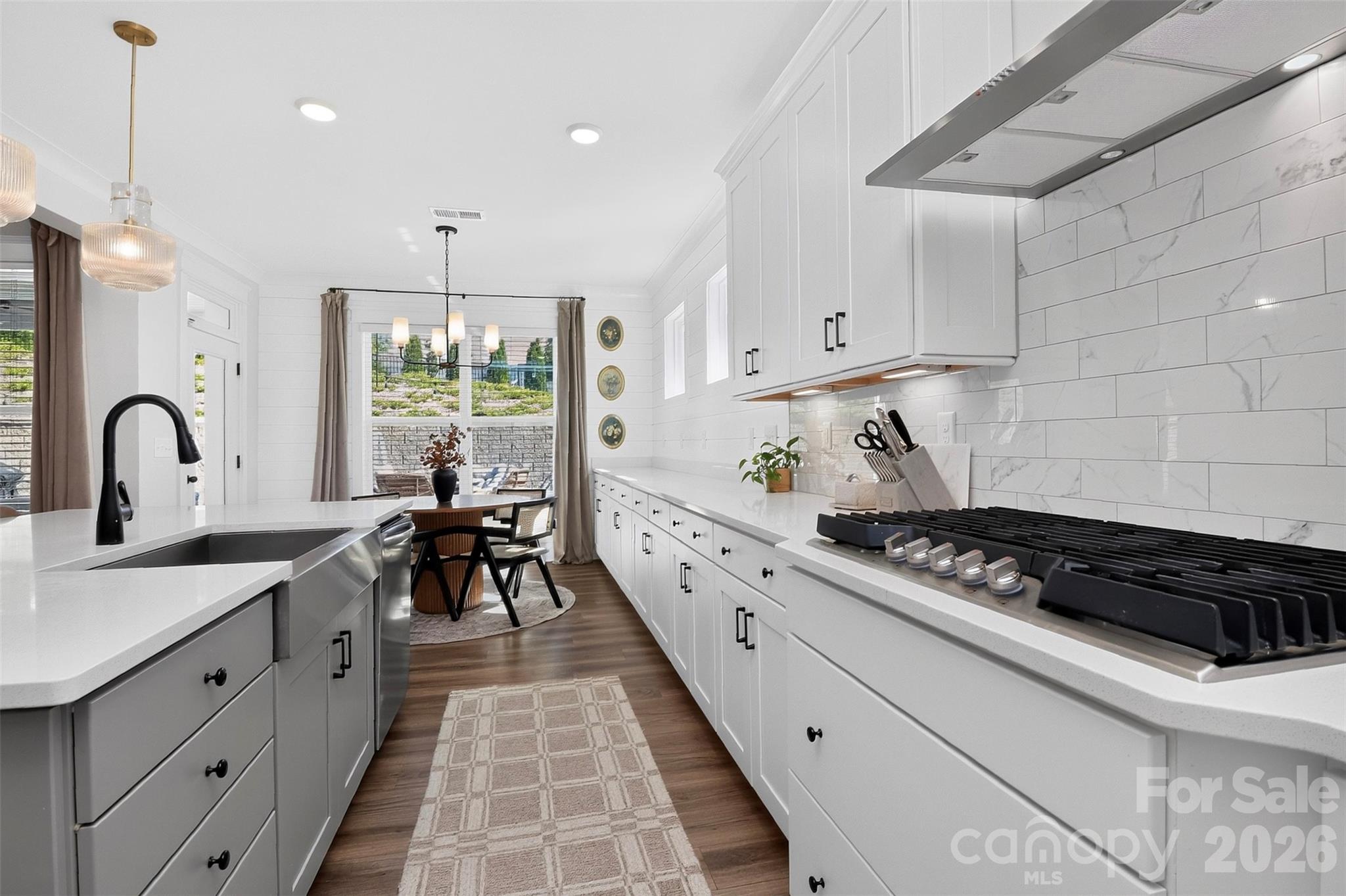 17222 Monocacy Boulevard — Huntersville